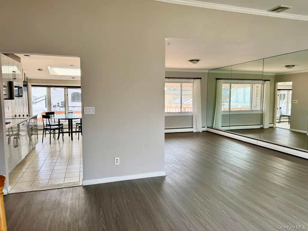 27 Fortune Lane, Oyster Bay, NY, 4 Bedrooms Bedrooms, 8 Rooms Rooms,3 BathroomsBathrooms,Residential Lease,For Rent,Fortune,0,1002700 27 Fortune Lane, Oyster Bay, NY, 4 Bedrooms Bedrooms, 8 Rooms Rooms,3 BathroomsBathrooms,Residential Lease,For Rent,Fortune,0,1002700