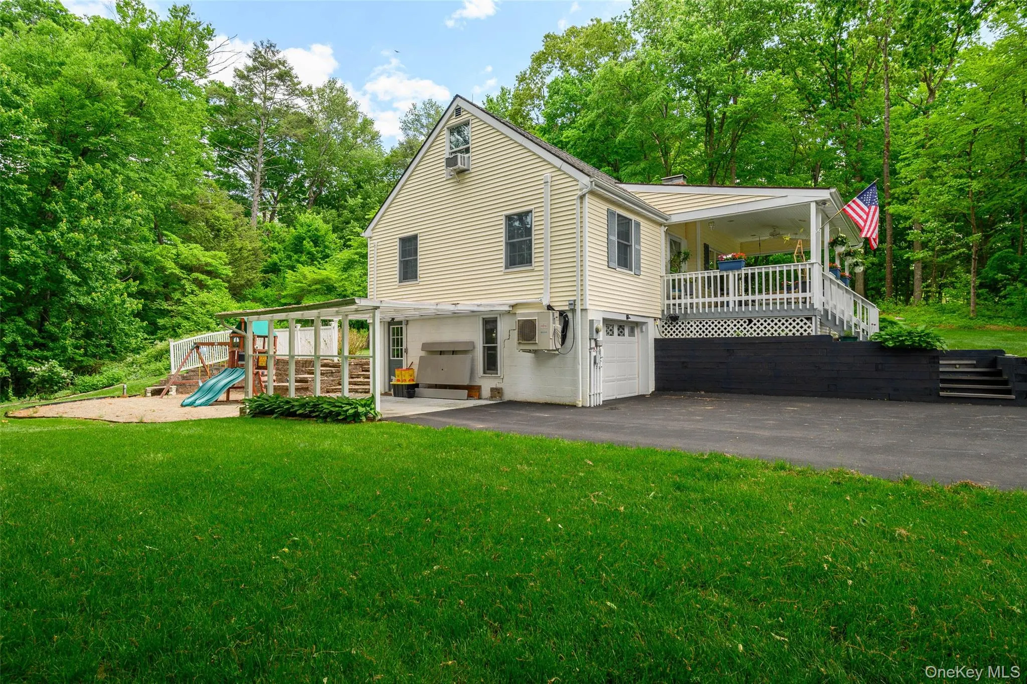 23 Cobey Terrace, Poughkeepsie, NY, 3 Bedrooms Bedrooms, 7 Rooms Rooms,1 BathroomBathrooms,Residential,For Rent,Cobey,0,1002704 23 Cobey Terrace, Poughkeepsie, NY, 3 Bedrooms Bedrooms, 7 Rooms Rooms,1 BathroomBathrooms,Residential,For Rent,Cobey,0,1002704