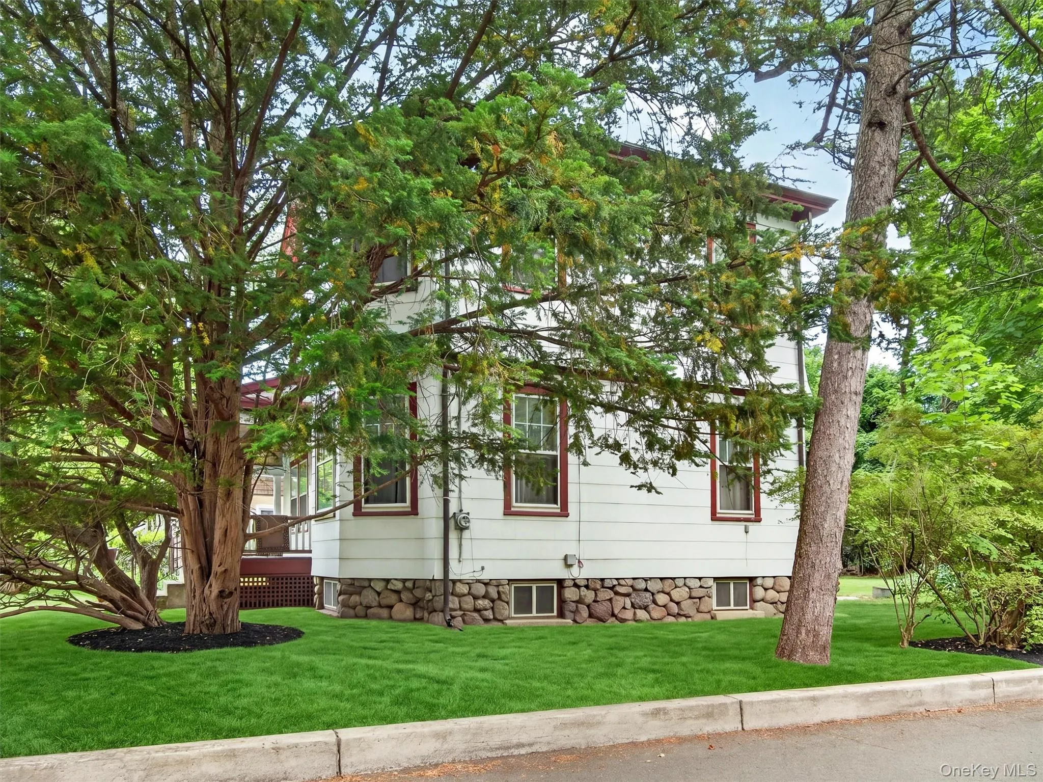 125 Wayne Avenue, Ramapo, NY, 4 Bedrooms Bedrooms, 9 Rooms Rooms,1 BathroomBathrooms,Residential,For Rent,Wayne,0,1002707 125 Wayne Avenue, Ramapo, NY, 4 Bedrooms Bedrooms, 9 Rooms Rooms,1 BathroomBathrooms,Residential,For Rent,Wayne,0,1002707
