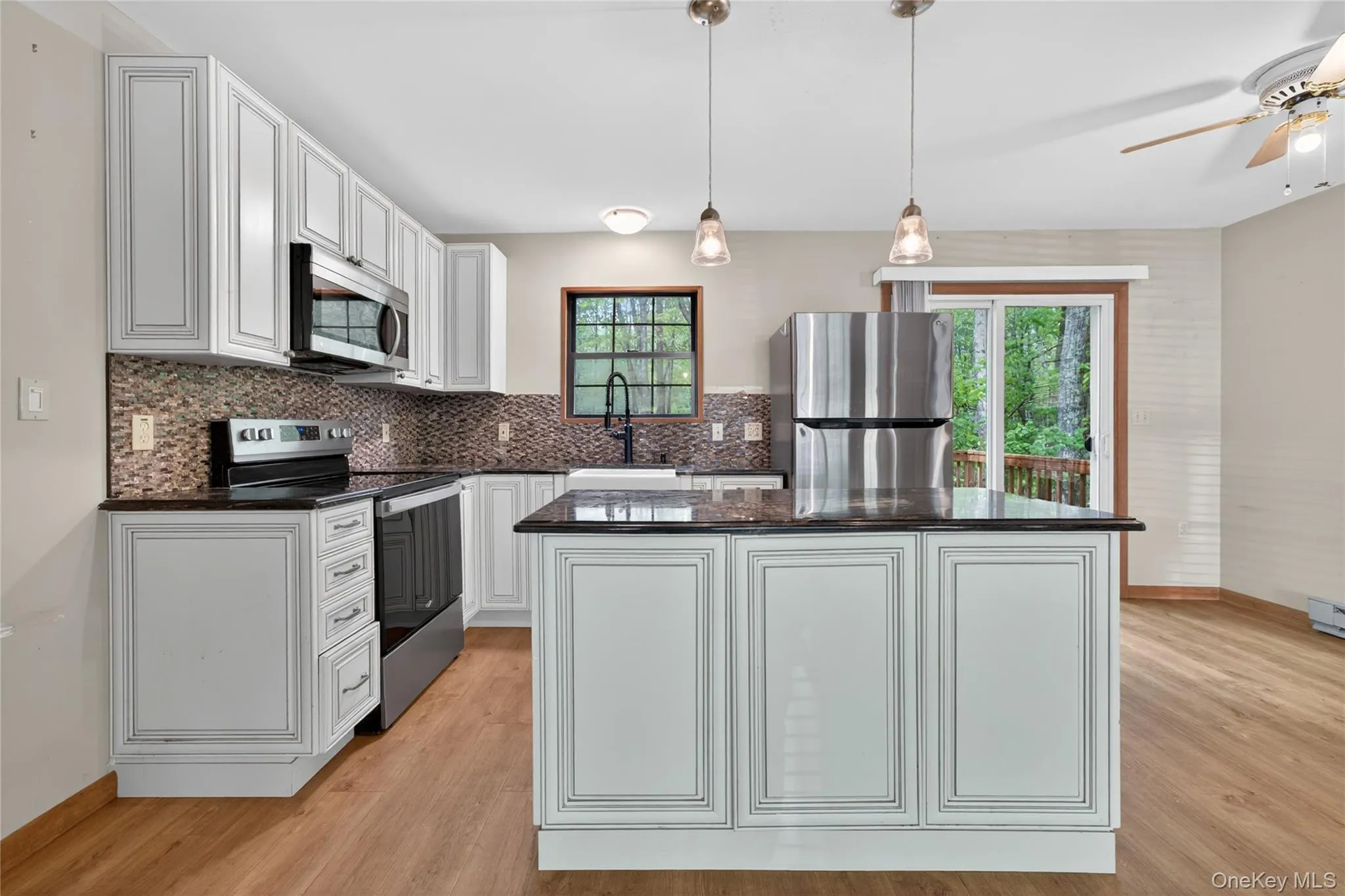 110 Ledgeview Drive, Out Of Area, PA, 3 Bedrooms Bedrooms, 5 Rooms Rooms,2 BathroomsBathrooms,Residential,For Rent,Ledgeview,0,1002708 110 Ledgeview Drive, Out Of Area, PA, 3 Bedrooms Bedrooms, 5 Rooms Rooms,2 BathroomsBathrooms,Residential,For Rent,Ledgeview,0,1002708