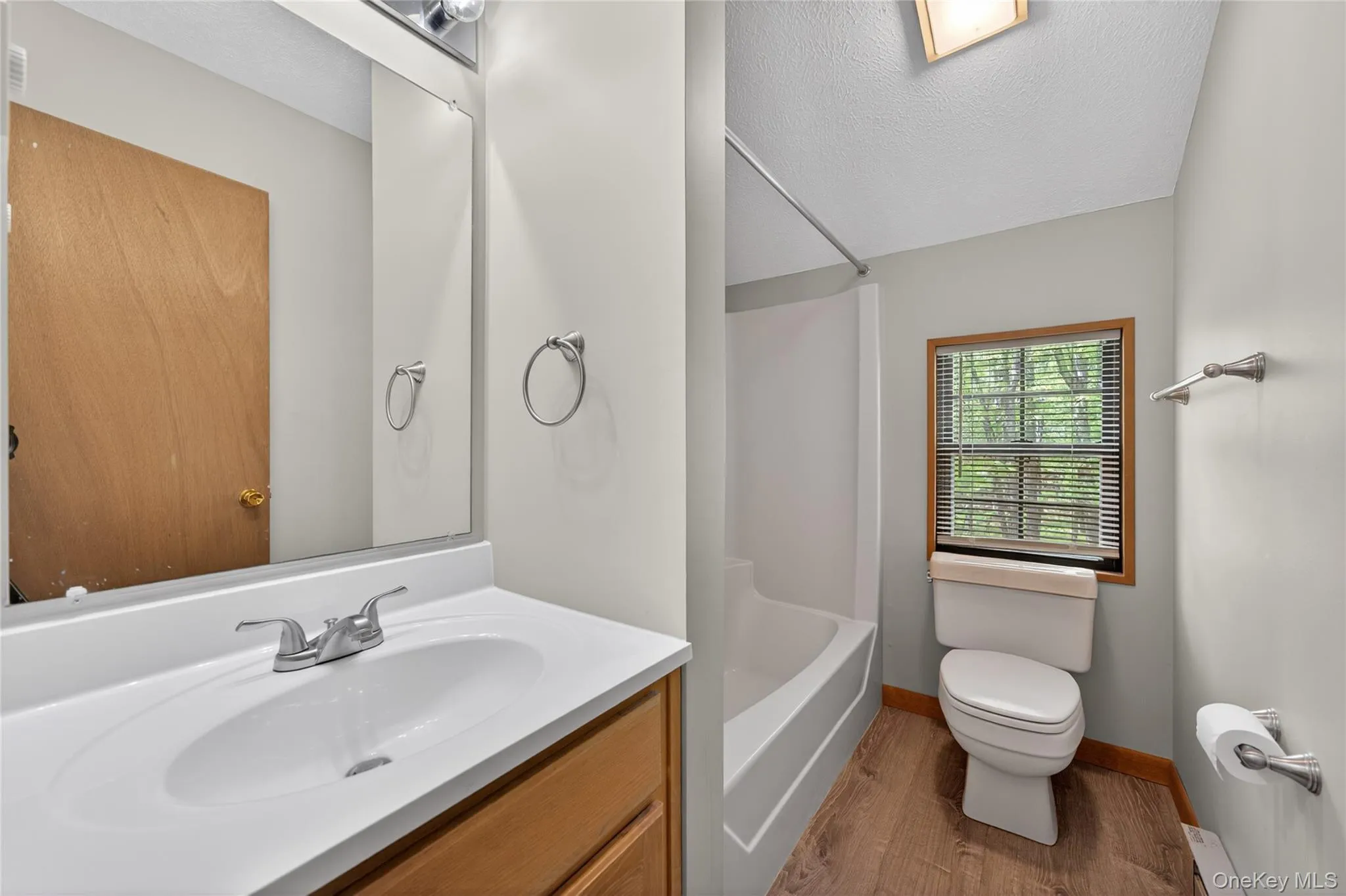 110 Ledgeview Drive, Out Of Area, PA, 3 Bedrooms Bedrooms, 5 Rooms Rooms,2 BathroomsBathrooms,Residential,For Rent,Ledgeview,0,1002708 110 Ledgeview Drive, Out Of Area, PA, 3 Bedrooms Bedrooms, 5 Rooms Rooms,2 BathroomsBathrooms,Residential,For Rent,Ledgeview,0,1002708