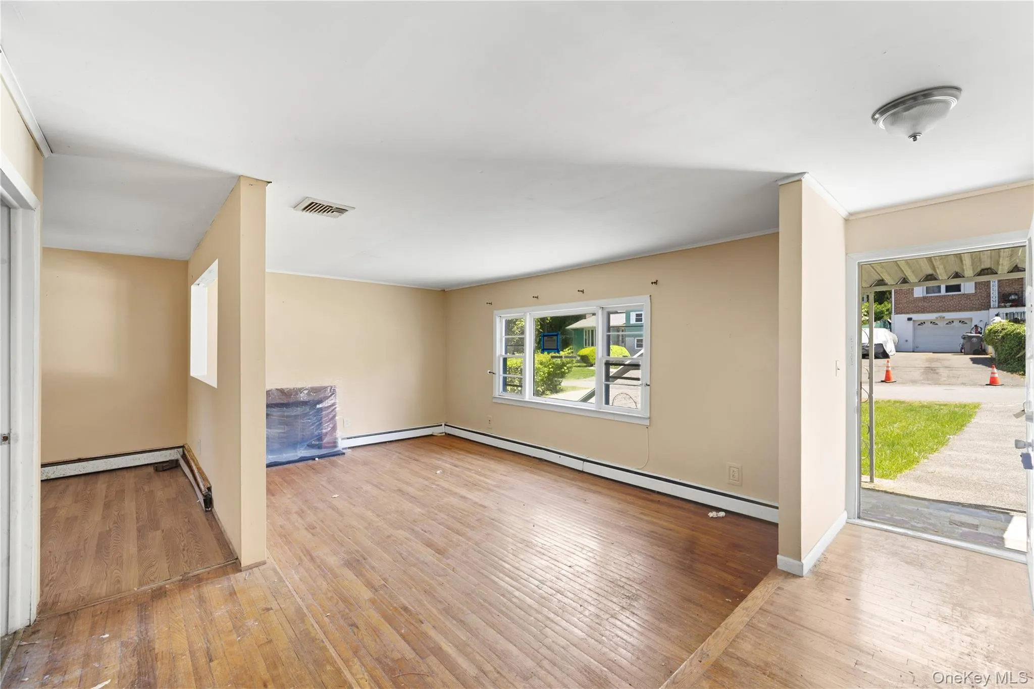 22 Lawrence Avenue, Greenburgh, NY, 3 Bedrooms Bedrooms, 6 Rooms Rooms,1 BathroomBathrooms,Residential,For Rent,Lawrence,0,1002713 22 Lawrence Avenue, Greenburgh, NY, 3 Bedrooms Bedrooms, 6 Rooms Rooms,1 BathroomBathrooms,Residential,For Rent,Lawrence,0,1002713