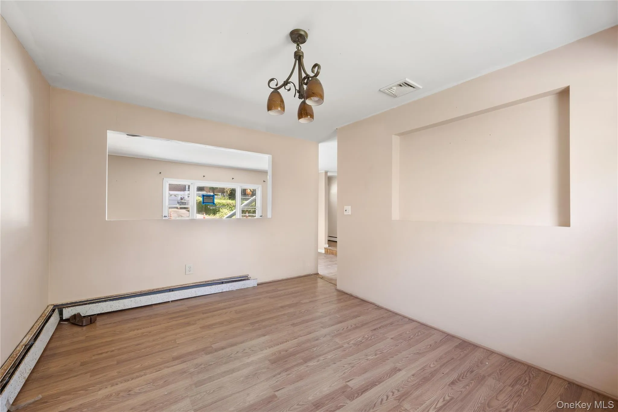 22 Lawrence Avenue, Greenburgh, NY, 3 Bedrooms Bedrooms, 6 Rooms Rooms,1 BathroomBathrooms,Residential,For Rent,Lawrence,0,1002713 22 Lawrence Avenue, Greenburgh, NY, 3 Bedrooms Bedrooms, 6 Rooms Rooms,1 BathroomBathrooms,Residential,For Rent,Lawrence,0,1002713