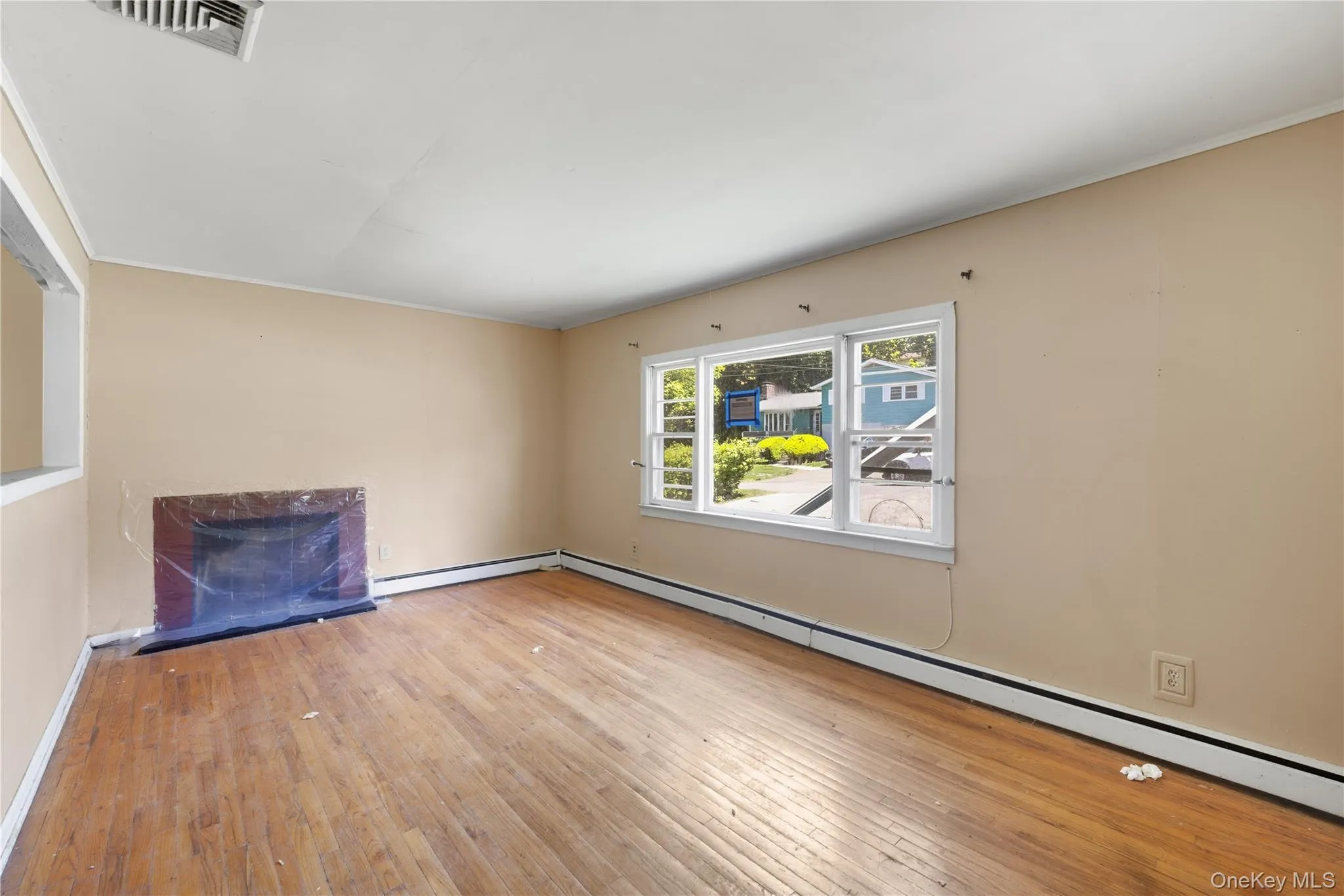 22 Lawrence Avenue, Greenburgh, NY, 3 Bedrooms Bedrooms, 6 Rooms Rooms,1 BathroomBathrooms,Residential,For Rent,Lawrence,0,1002713 22 Lawrence Avenue, Greenburgh, NY, 3 Bedrooms Bedrooms, 6 Rooms Rooms,1 BathroomBathrooms,Residential,For Rent,Lawrence,0,1002713