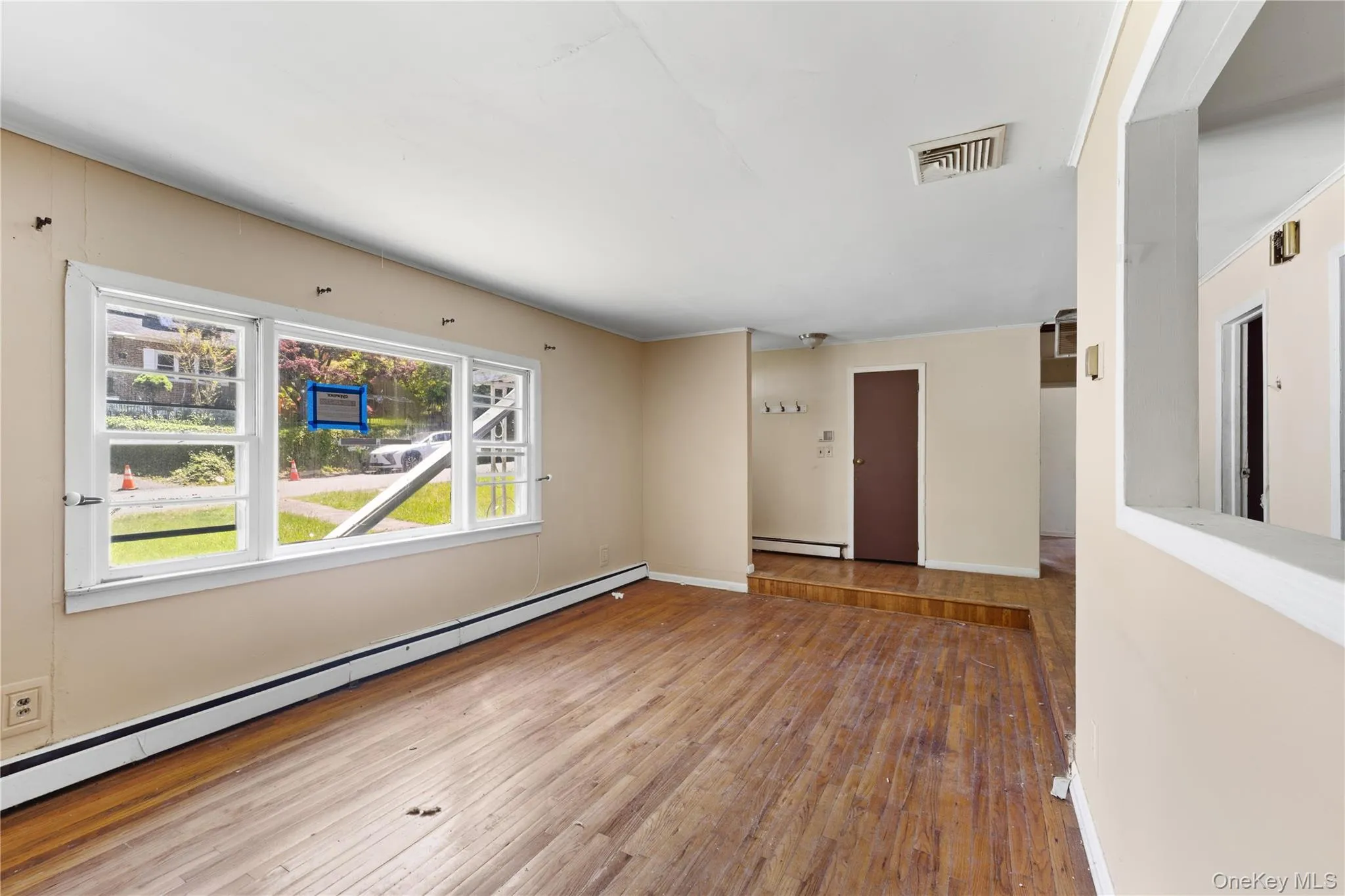 22 Lawrence Avenue, Greenburgh, NY, 3 Bedrooms Bedrooms, 6 Rooms Rooms,1 BathroomBathrooms,Residential,For Rent,Lawrence,0,1002713 22 Lawrence Avenue, Greenburgh, NY, 3 Bedrooms Bedrooms, 6 Rooms Rooms,1 BathroomBathrooms,Residential,For Rent,Lawrence,0,1002713