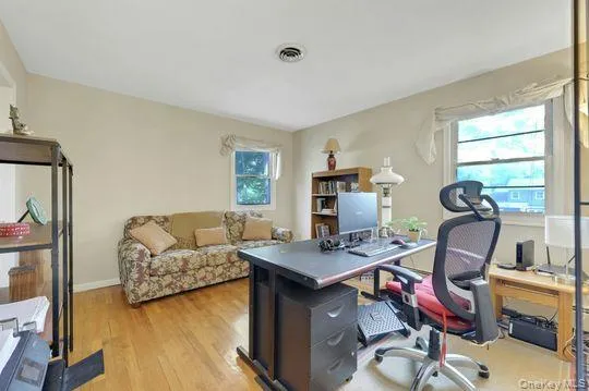 4 Liberty Circle, Clarkstown, NY, 4 Bedrooms Bedrooms, 9 Rooms Rooms,2 BathroomsBathrooms,Residential,For Rent,Liberty,0,1002716 4 Liberty Circle, Clarkstown, NY, 4 Bedrooms Bedrooms, 9 Rooms Rooms,2 BathroomsBathrooms,Residential,For Rent,Liberty,0,1002716