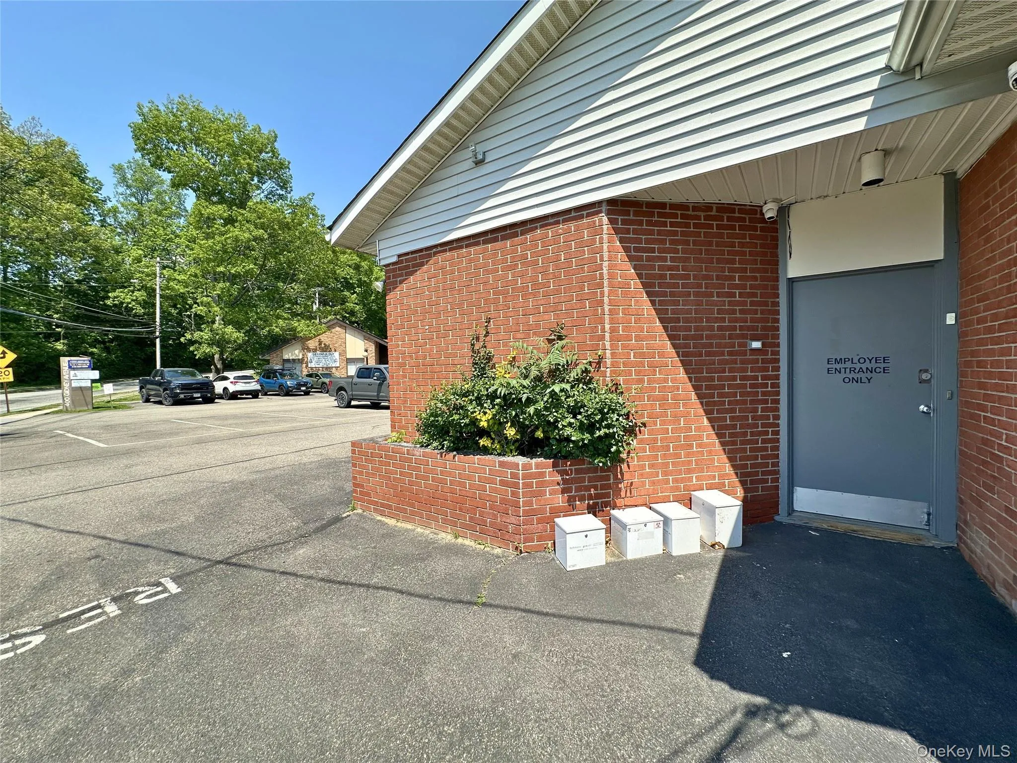 327 Fullerton Avenue, Newburgh (city), NY, ,Commercial Lease,For Rent,Fullerton,0,1002717 327 Fullerton Avenue, Newburgh (city), NY, ,Commercial Lease,For Rent,Fullerton,0,1002717
