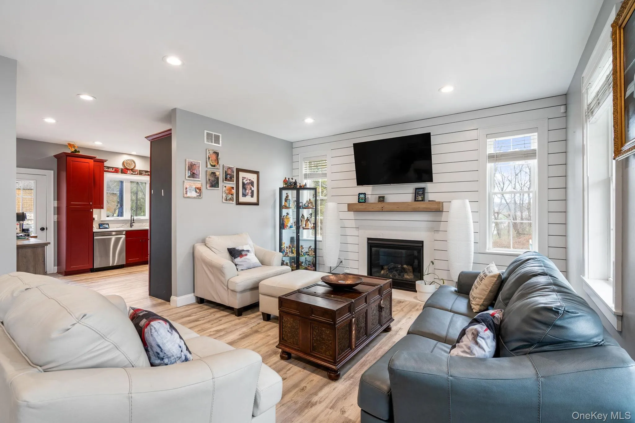 15 Rock Cut Lane, Pleasant Valley, NY, 4 Bedrooms Bedrooms, 8 Rooms Rooms,2 BathroomsBathrooms,Residential,For Rent,Rock Cut,0,1002720 15 Rock Cut Lane, Pleasant Valley, NY, 4 Bedrooms Bedrooms, 8 Rooms Rooms,2 BathroomsBathrooms,Residential,For Rent,Rock Cut,0,1002720