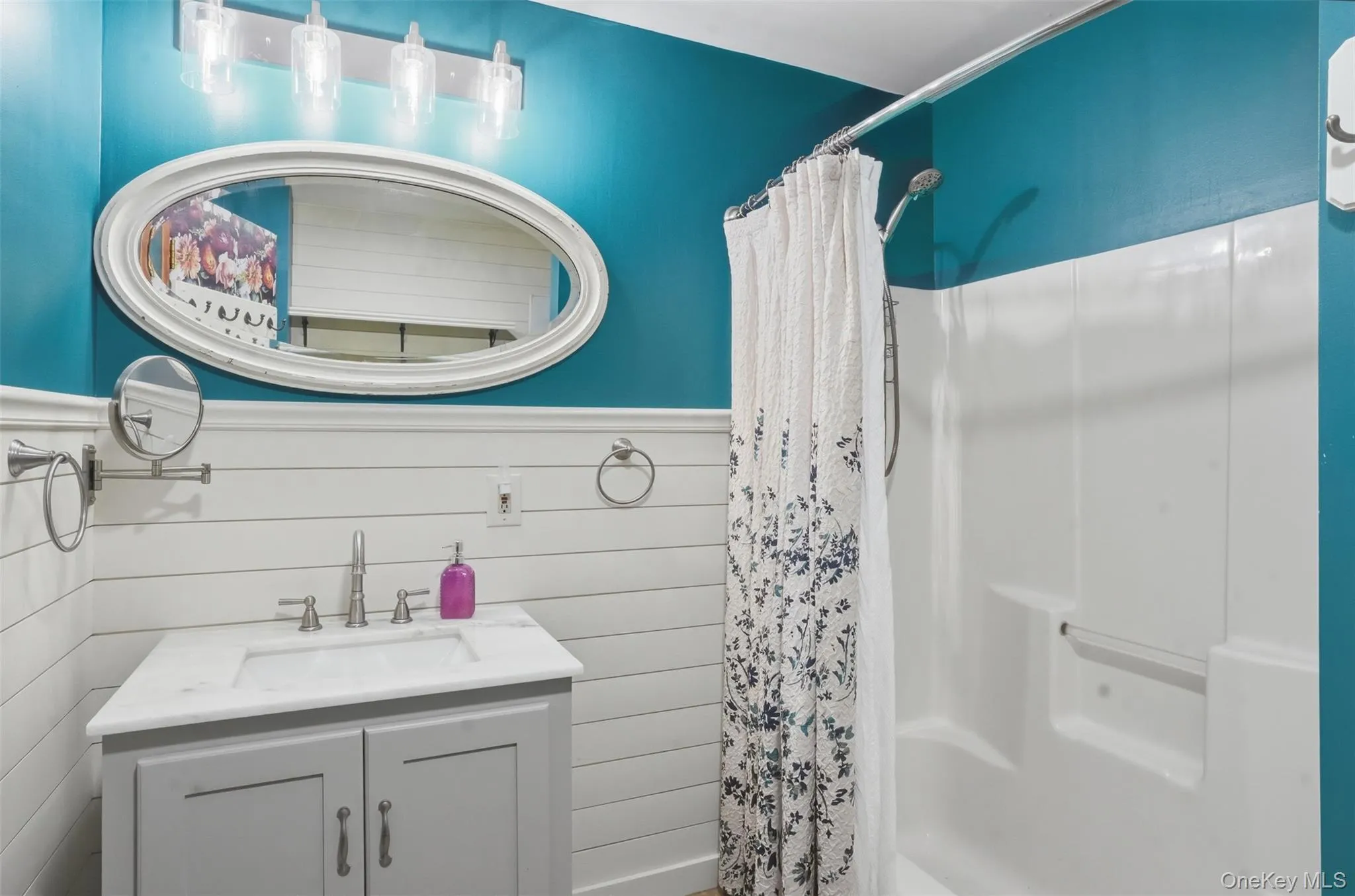 902 Albany Post Road, New Paltz, NY, 6 Bedrooms Bedrooms, 10 Rooms Rooms,4 BathroomsBathrooms,Residential,For Rent,Albany Post,0,1002728 902 Albany Post Road, New Paltz, NY, 6 Bedrooms Bedrooms, 10 Rooms Rooms,4 BathroomsBathrooms,Residential,For Rent,Albany Post,0,1002728