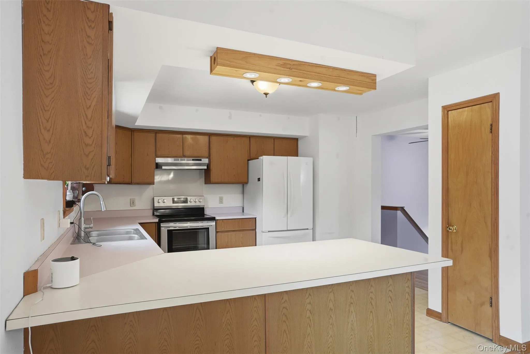902 Albany Post Road, New Paltz, NY, 6 Bedrooms Bedrooms, 10 Rooms Rooms,4 BathroomsBathrooms,Residential,For Rent,Albany Post,0,1002728 902 Albany Post Road, New Paltz, NY, 6 Bedrooms Bedrooms, 10 Rooms Rooms,4 BathroomsBathrooms,Residential,For Rent,Albany Post,0,1002728