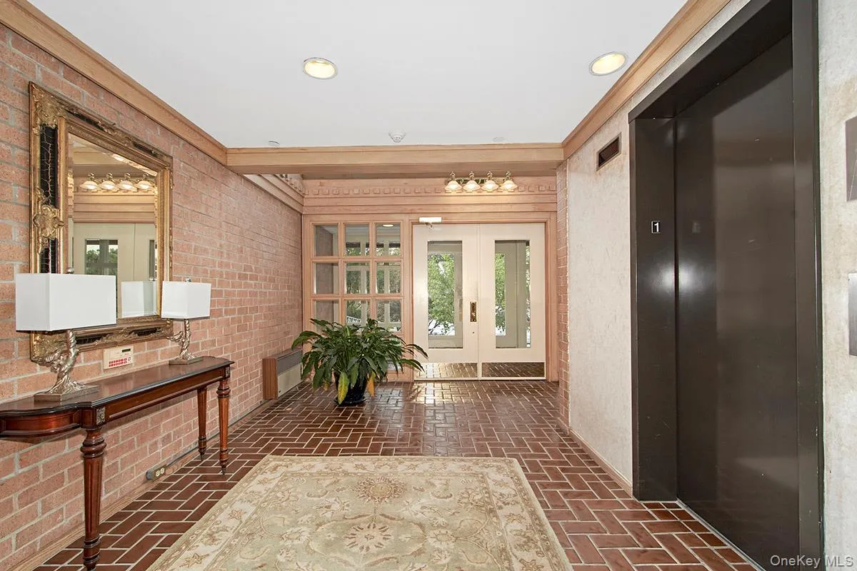 300 Livingston Avenue, Mamaroneck, NY, 2 Bedrooms Bedrooms, 5 Rooms Rooms,2 BathroomsBathrooms,Residential,For Rent,Livingston,0,1002736 300 Livingston Avenue, Mamaroneck, NY, 2 Bedrooms Bedrooms, 5 Rooms Rooms,2 BathroomsBathrooms,Residential,For Rent,Livingston,0,1002736