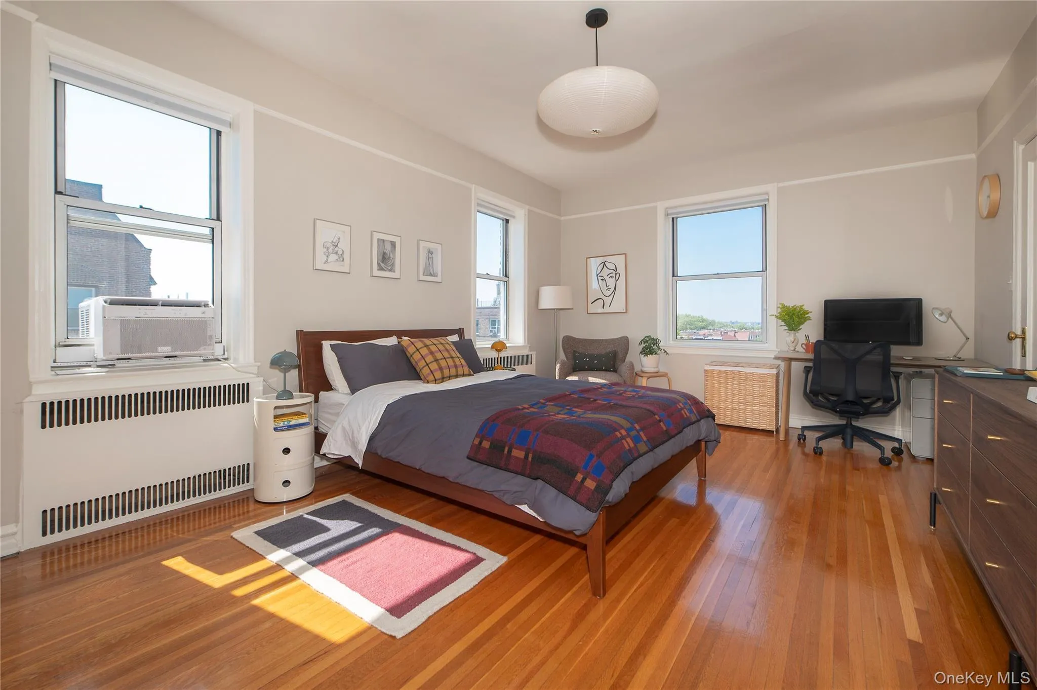 86-10 34th Avenue, New York, NY, 2 Bedrooms Bedrooms, 7 Rooms Rooms,2 BathroomsBathrooms,Residential,For Rent,34th,0,1002750 86-10 34th Avenue, New York, NY, 2 Bedrooms Bedrooms, 7 Rooms Rooms,2 BathroomsBathrooms,Residential,For Rent,34th,0,1002750