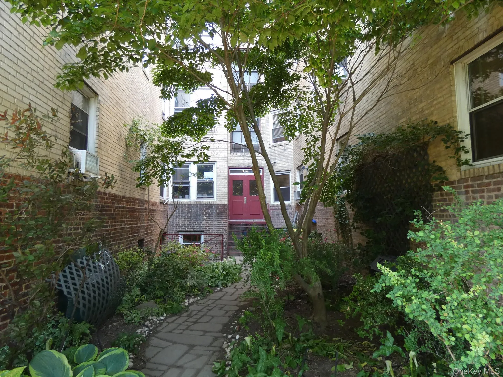 86-10 34th Avenue, New York, NY, 2 Bedrooms Bedrooms, 7 Rooms Rooms,2 BathroomsBathrooms,Residential,For Rent,34th,0,1002750 86-10 34th Avenue, New York, NY, 2 Bedrooms Bedrooms, 7 Rooms Rooms,2 BathroomsBathrooms,Residential,For Rent,34th,0,1002750
