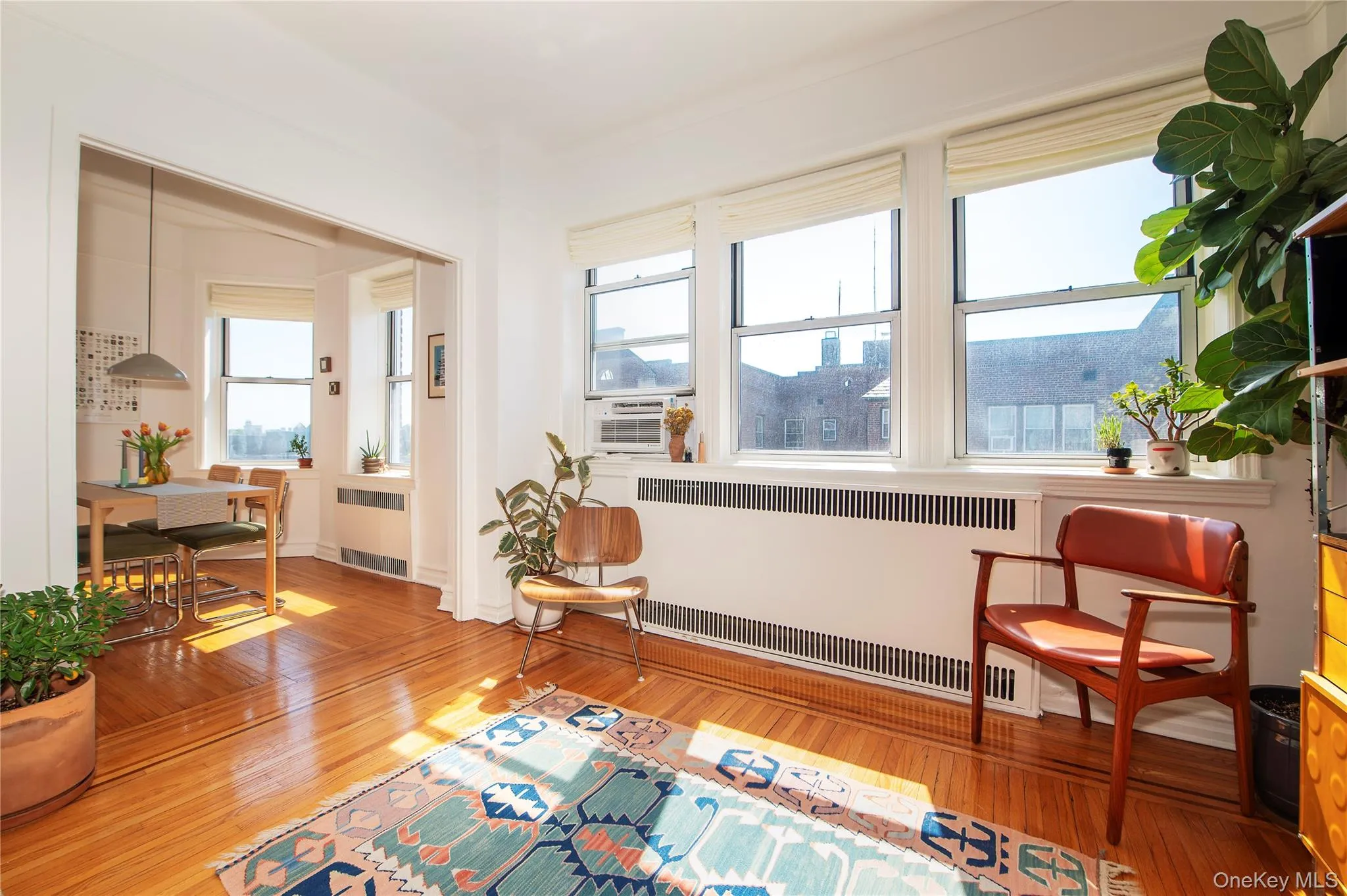 86-10 34th Avenue, New York, NY, 2 Bedrooms Bedrooms, 7 Rooms Rooms,2 BathroomsBathrooms,Residential,For Rent,34th,0,1002750 86-10 34th Avenue, New York, NY, 2 Bedrooms Bedrooms, 7 Rooms Rooms,2 BathroomsBathrooms,Residential,For Rent,34th,0,1002750