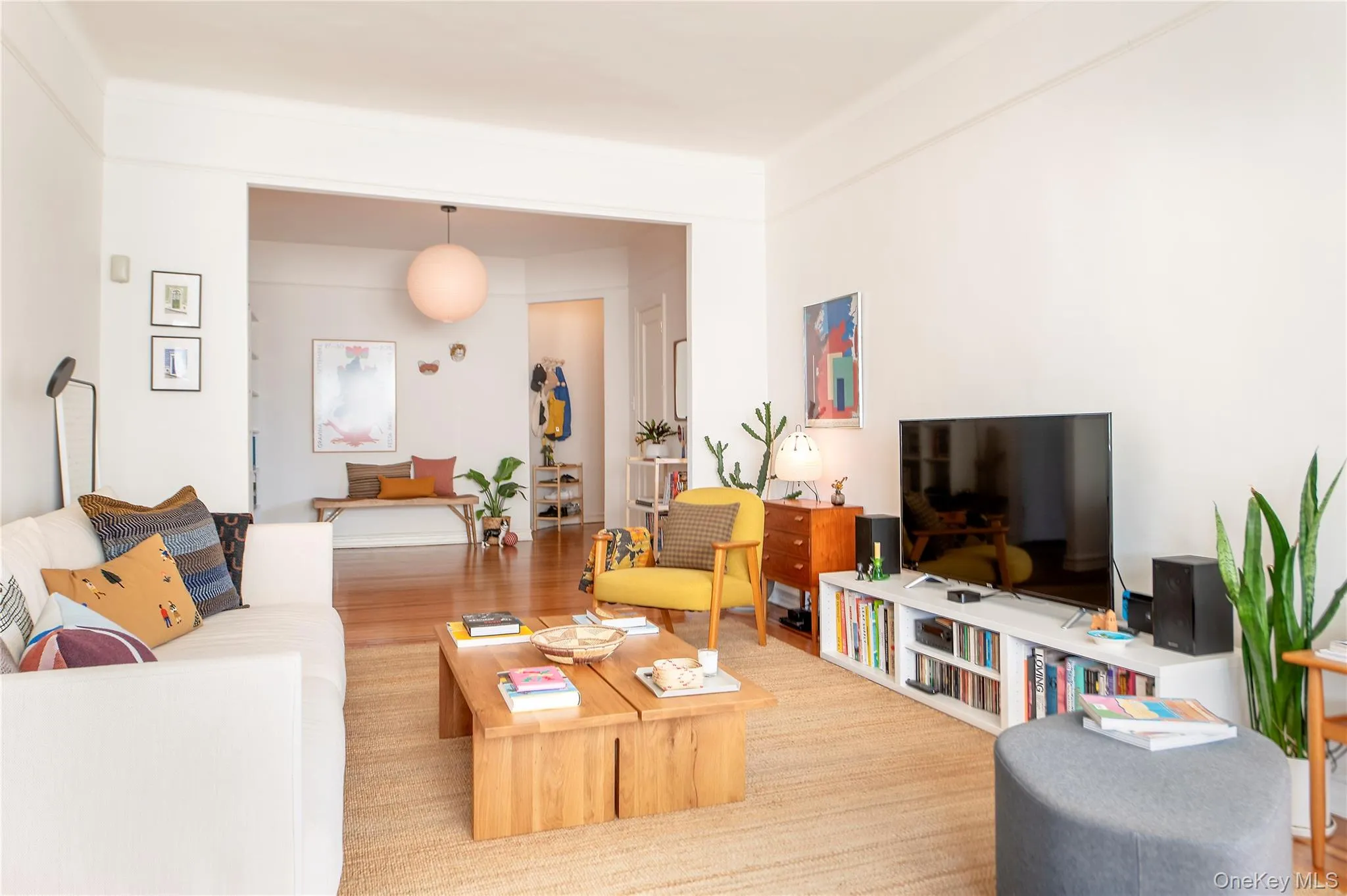 86-10 34th Avenue, New York, NY, 2 Bedrooms Bedrooms, 7 Rooms Rooms,2 BathroomsBathrooms,Residential,For Rent,34th,0,1002750 86-10 34th Avenue, New York, NY, 2 Bedrooms Bedrooms, 7 Rooms Rooms,2 BathroomsBathrooms,Residential,For Rent,34th,0,1002750