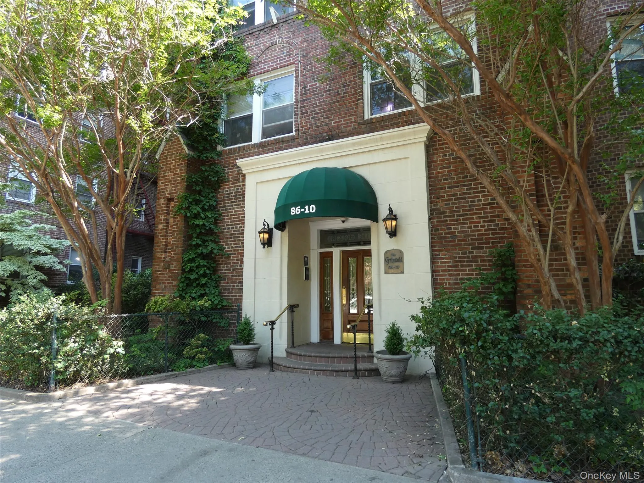 86-10 34th Avenue, New York, NY, 2 Bedrooms Bedrooms, 7 Rooms Rooms,2 BathroomsBathrooms,Residential,For Rent,34th,0,1002750 86-10 34th Avenue, New York, NY, 2 Bedrooms Bedrooms, 7 Rooms Rooms,2 BathroomsBathrooms,Residential,For Rent,34th,0,1002750