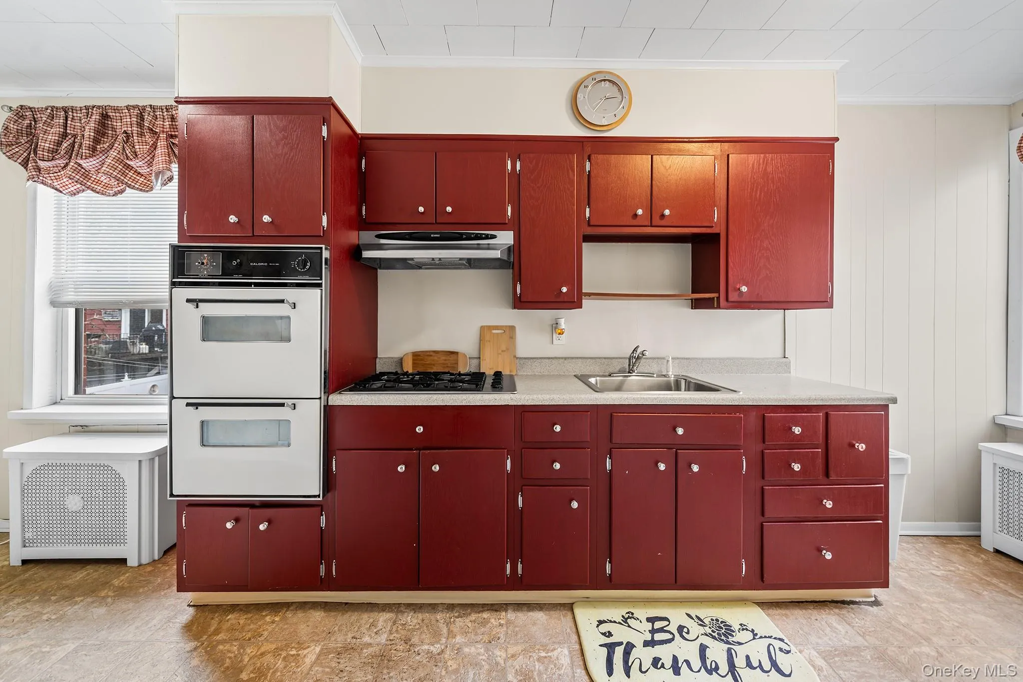 8612 133rd Avenue, New York, NY, 2 Bedrooms Bedrooms, 3 Rooms Rooms,2 BathroomsBathrooms,Residential,For Rent,133rd,0,1002751 8612 133rd Avenue, New York, NY, 2 Bedrooms Bedrooms, 3 Rooms Rooms,2 BathroomsBathrooms,Residential,For Rent,133rd,0,1002751