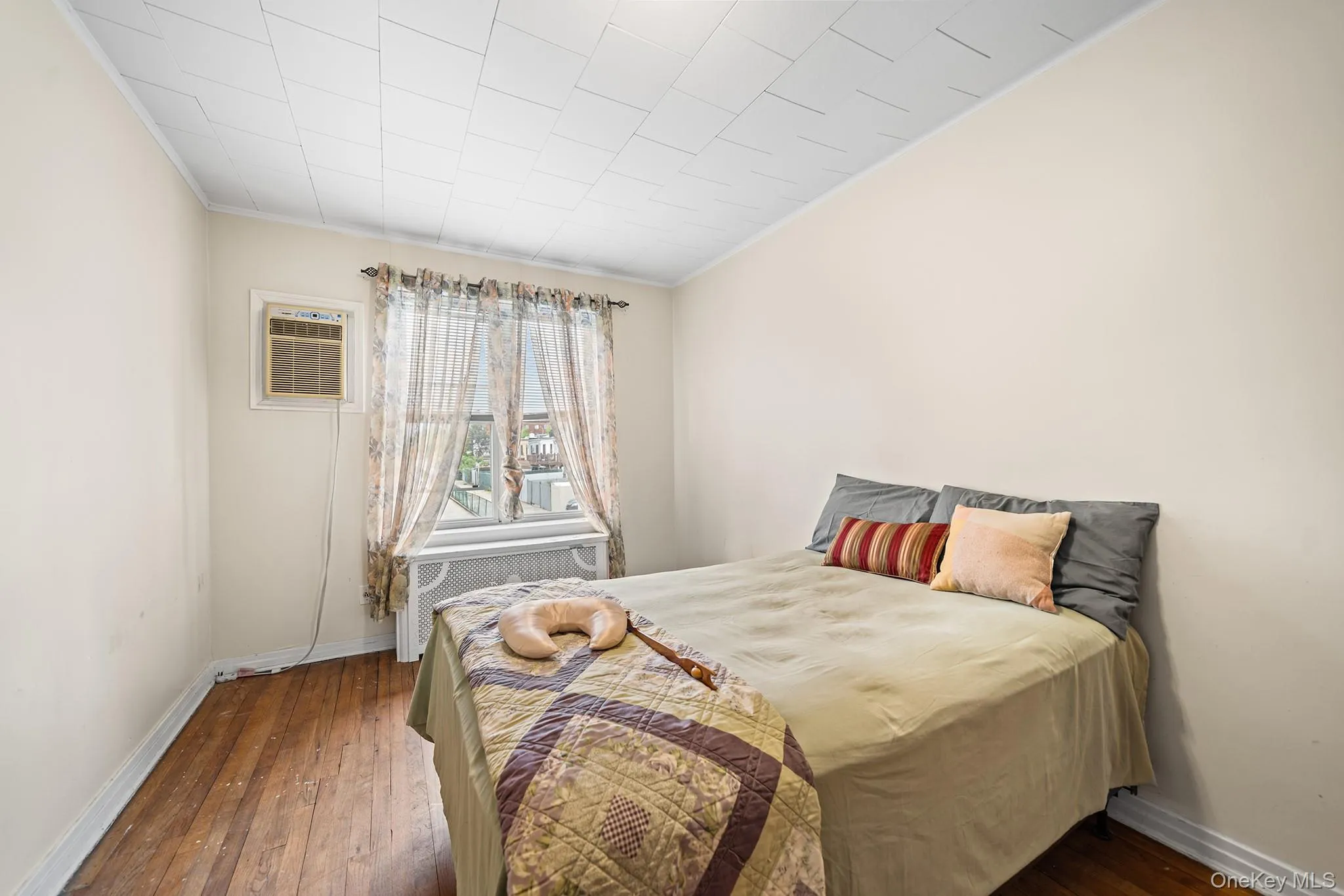 8612 133rd Avenue, New York, NY, 2 Bedrooms Bedrooms, 3 Rooms Rooms,2 BathroomsBathrooms,Residential,For Rent,133rd,0,1002751 8612 133rd Avenue, New York, NY, 2 Bedrooms Bedrooms, 3 Rooms Rooms,2 BathroomsBathrooms,Residential,For Rent,133rd,0,1002751