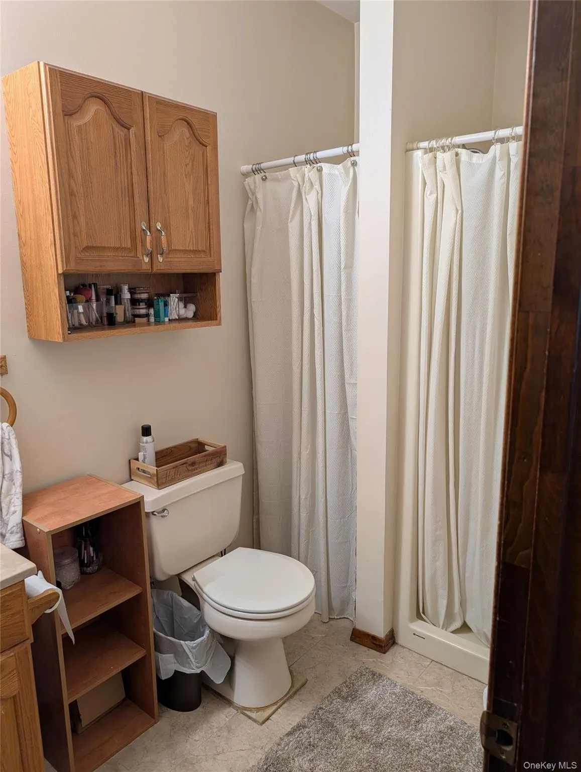 39 Wenwood Drive, Islip, NY, 1 Bedroom Bedrooms, 3 Rooms Rooms,1 BathroomBathrooms,Residential Lease,For Rent,Wenwood,0,1002752 39 Wenwood Drive, Islip, NY, 1 Bedroom Bedrooms, 3 Rooms Rooms,1 BathroomBathrooms,Residential Lease,For Rent,Wenwood,0,1002752