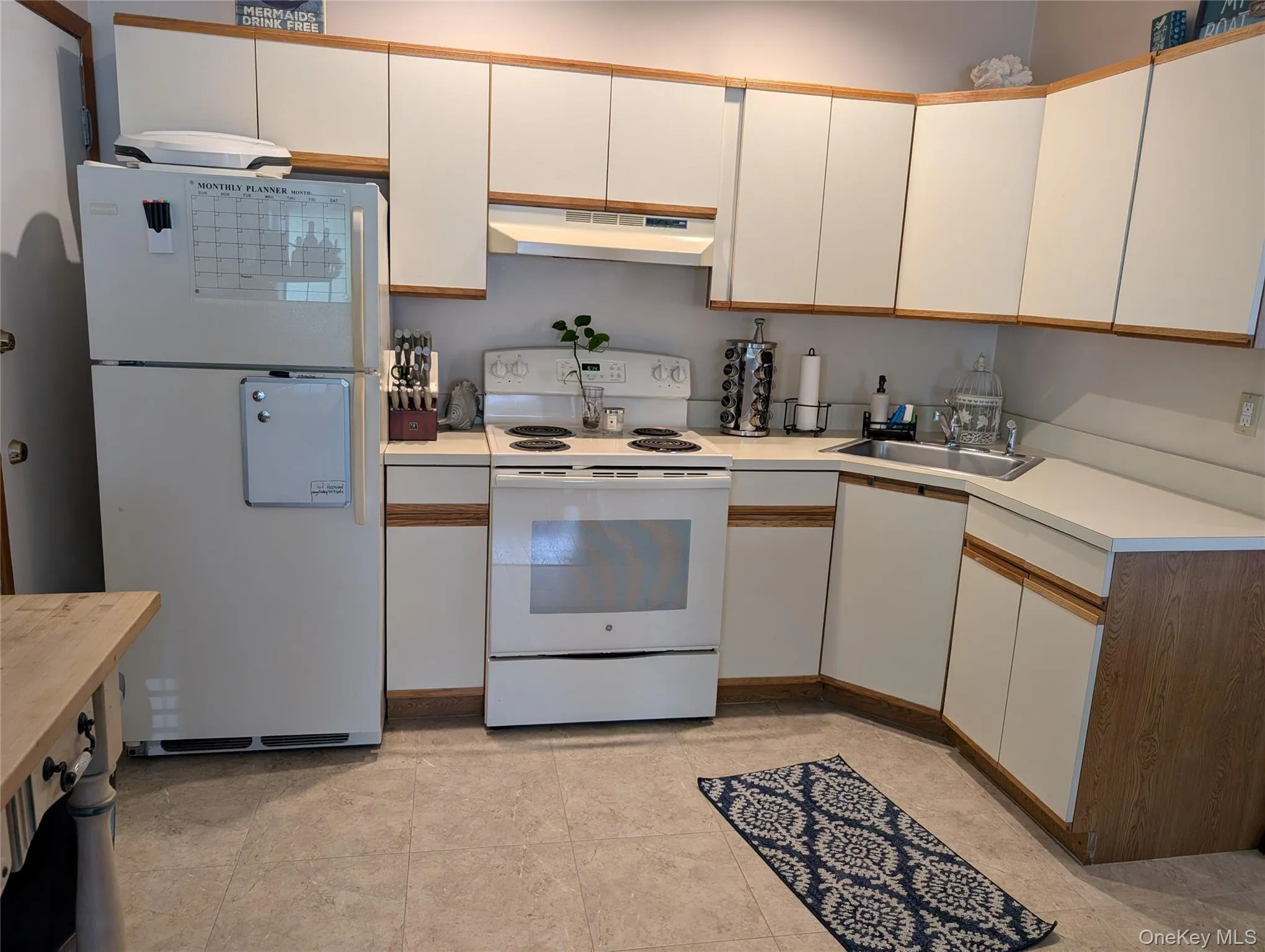 39 Wenwood Drive, Islip, NY, 1 Bedroom Bedrooms, 3 Rooms Rooms,1 BathroomBathrooms,Residential Lease,For Rent,Wenwood,0,1002752 39 Wenwood Drive, Islip, NY, 1 Bedroom Bedrooms, 3 Rooms Rooms,1 BathroomBathrooms,Residential Lease,For Rent,Wenwood,0,1002752