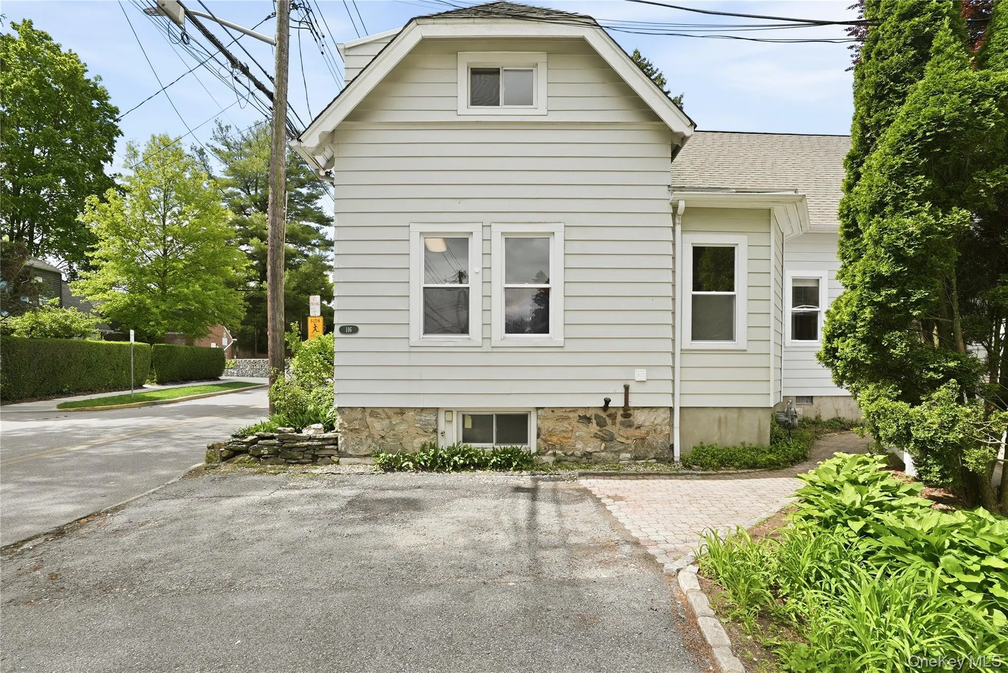 116 Carpenter Avenue, Mount Kisco, NY, 3 Bedrooms Bedrooms, 7 Rooms Rooms,2 BathroomsBathrooms,Residential,For Rent,Carpenter,0,1002753 116 Carpenter Avenue, Mount Kisco, NY, 3 Bedrooms Bedrooms, 7 Rooms Rooms,2 BathroomsBathrooms,Residential,For Rent,Carpenter,0,1002753
