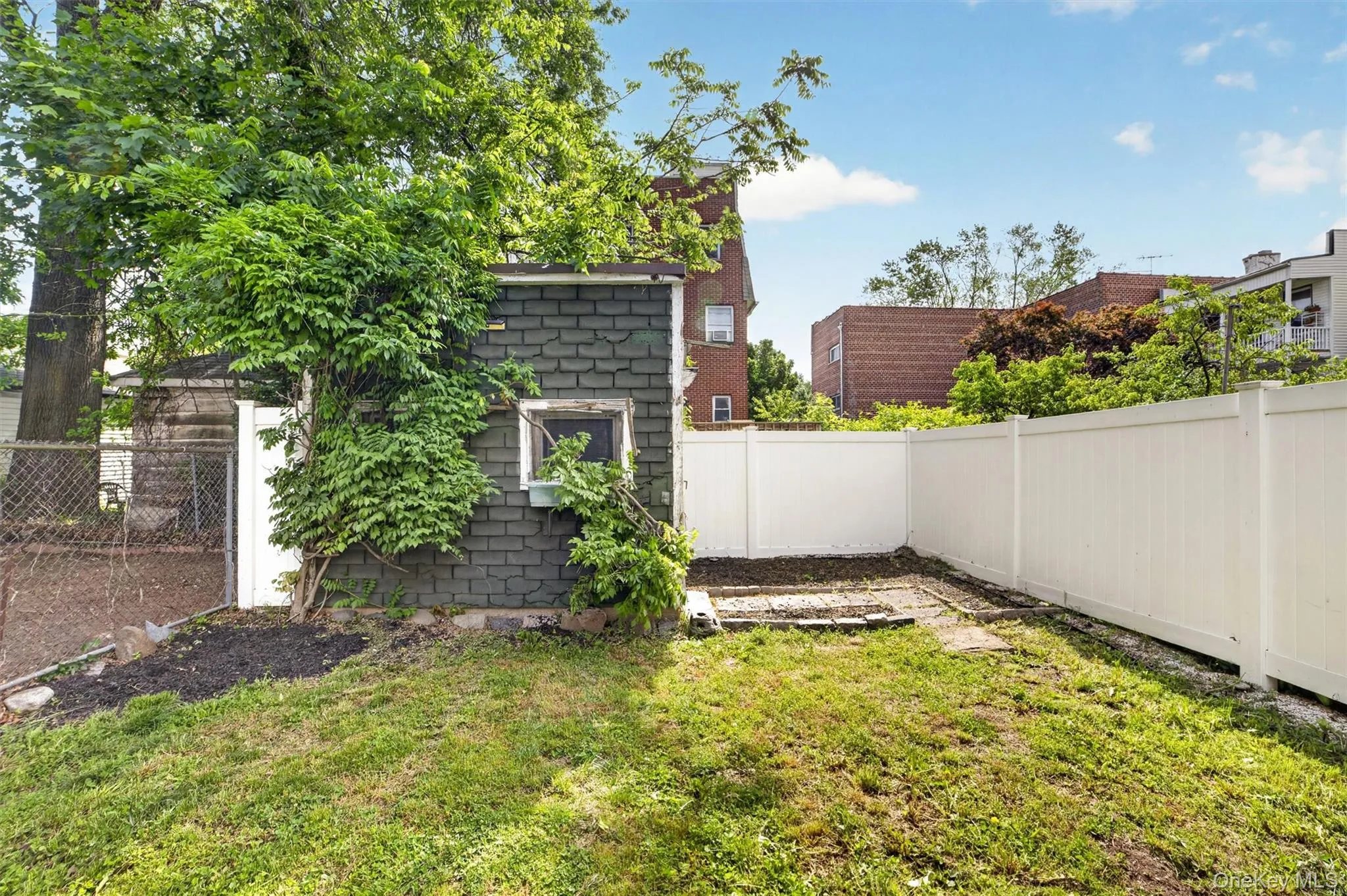 4218 Herkimer Place, New York, NY, 3 Bedrooms Bedrooms, 7 Rooms Rooms,2 BathroomsBathrooms,Residential,For Rent,Herkimer,0,1002754 4218 Herkimer Place, New York, NY, 3 Bedrooms Bedrooms, 7 Rooms Rooms,2 BathroomsBathrooms,Residential,For Rent,Herkimer,0,1002754