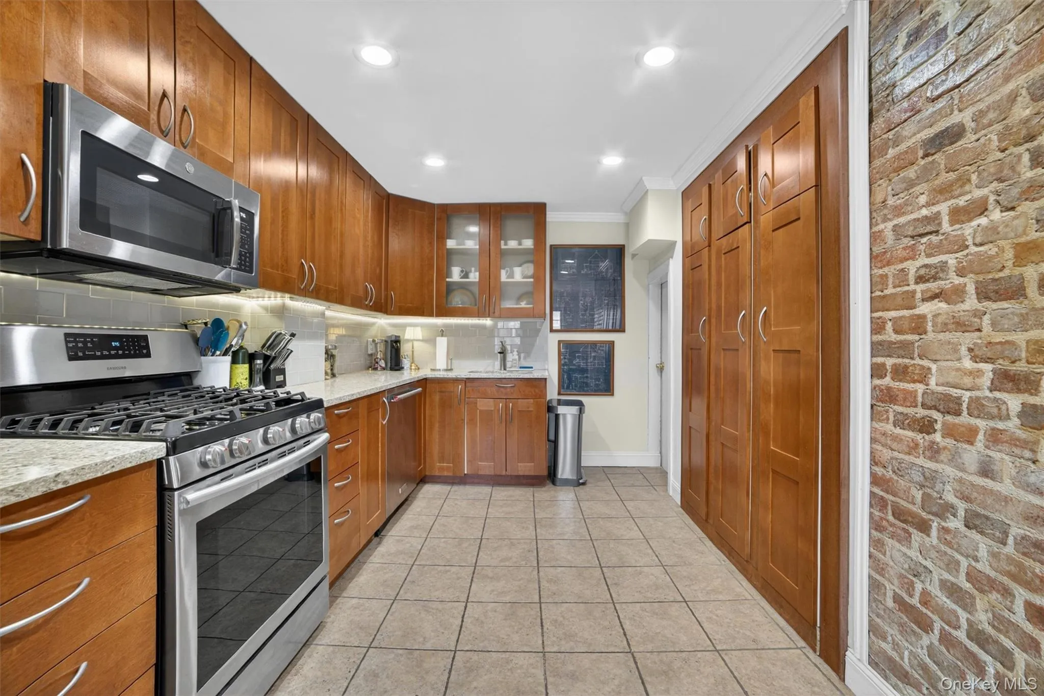 4218 Herkimer Place, New York, NY, 3 Bedrooms Bedrooms, 7 Rooms Rooms,2 BathroomsBathrooms,Residential,For Rent,Herkimer,0,1002754 4218 Herkimer Place, New York, NY, 3 Bedrooms Bedrooms, 7 Rooms Rooms,2 BathroomsBathrooms,Residential,For Rent,Herkimer,0,1002754
