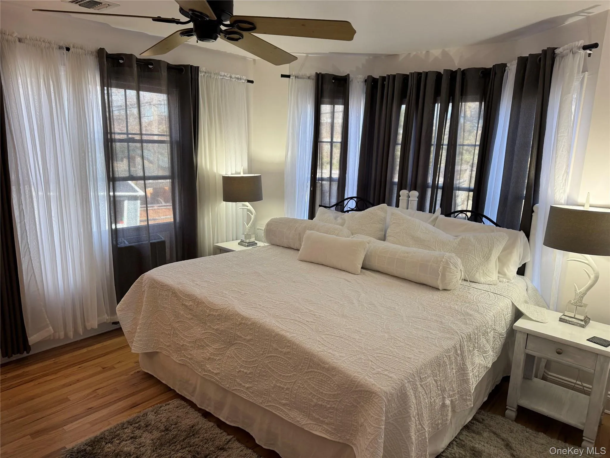 301 Lewis Walk, Brookhaven, NY, 4 Bedrooms Bedrooms, 8 Rooms Rooms,4 BathroomsBathrooms,Residential,For Rent,Lewis,0,1002755 301 Lewis Walk, Brookhaven, NY, 4 Bedrooms Bedrooms, 8 Rooms Rooms,4 BathroomsBathrooms,Residential,For Rent,Lewis,0,1002755