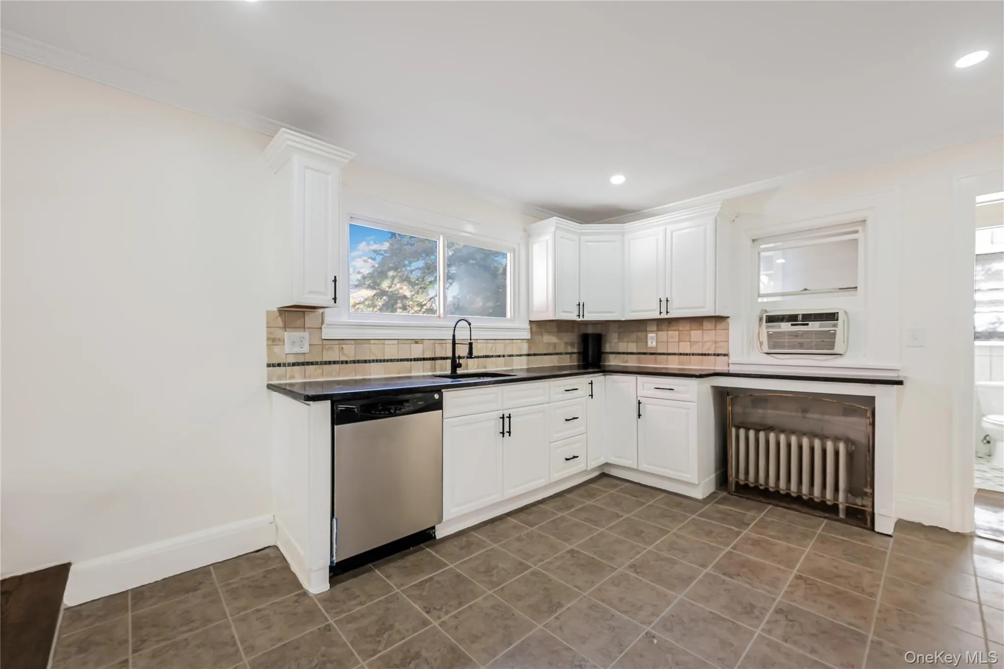39 Hillcrest, Greenburgh, NY, 4 Bedrooms Bedrooms, 9 Rooms Rooms,2 BathroomsBathrooms,Residential,For Rent,Hillcrest,0,1002756 39 Hillcrest, Greenburgh, NY, 4 Bedrooms Bedrooms, 9 Rooms Rooms,2 BathroomsBathrooms,Residential,For Rent,Hillcrest,0,1002756