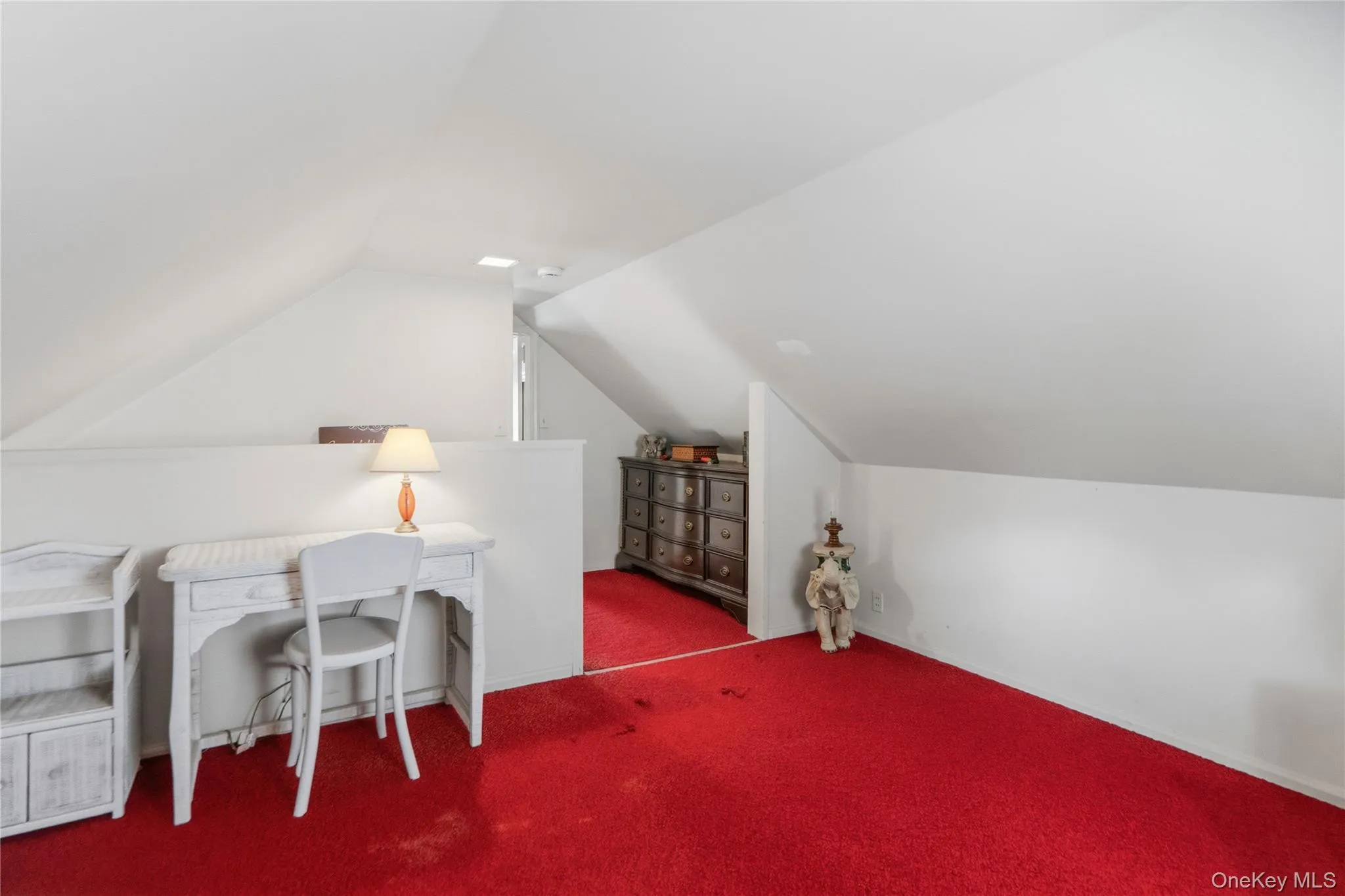4 Birch Place, Glen Cove, NY, 4 Bedrooms Bedrooms, 7 Rooms Rooms,1 BathroomBathrooms,Residential,For Rent,Birch,0,1002762 4 Birch Place, Glen Cove, NY, 4 Bedrooms Bedrooms, 7 Rooms Rooms,1 BathroomBathrooms,Residential,For Rent,Birch,0,1002762