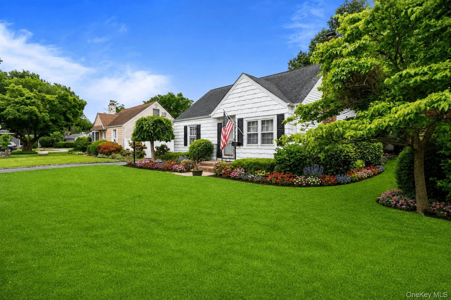 4 Birch Place, Glen Cove, NY, 4 Bedrooms Bedrooms, 7 Rooms Rooms,1 BathroomBathrooms,Residential,For Rent,Birch,0,1002762 4 Birch Place, Glen Cove, NY, 4 Bedrooms Bedrooms, 7 Rooms Rooms,1 BathroomBathrooms,Residential,For Rent,Birch,0,1002762
