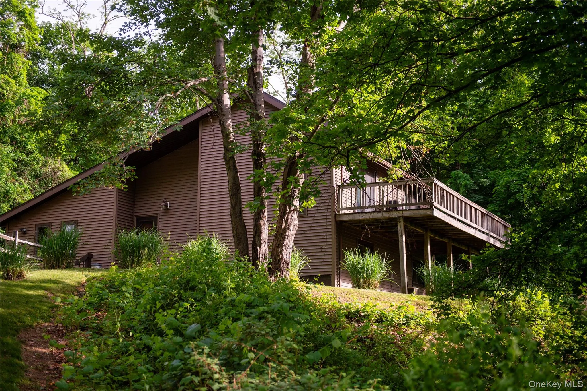 12 Chaucer Road, Hyde Park, NY, 3 Bedrooms Bedrooms, 8 Rooms Rooms,2 BathroomsBathrooms,Residential,For Rent,Chaucer,0,1002764 12 Chaucer Road, Hyde Park, NY, 3 Bedrooms Bedrooms, 8 Rooms Rooms,2 BathroomsBathrooms,Residential,For Rent,Chaucer,0,1002764
