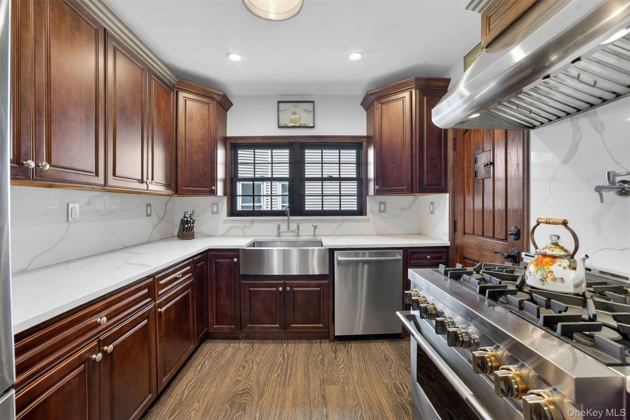 27 Desmond Avenue, Yonkers, NY, 3 Bedrooms Bedrooms, 10 Rooms Rooms,2 BathroomsBathrooms,Residential,For Rent,Desmond,0,1002767 27 Desmond Avenue, Yonkers, NY, 3 Bedrooms Bedrooms, 10 Rooms Rooms,2 BathroomsBathrooms,Residential,For Rent,Desmond,0,1002767
