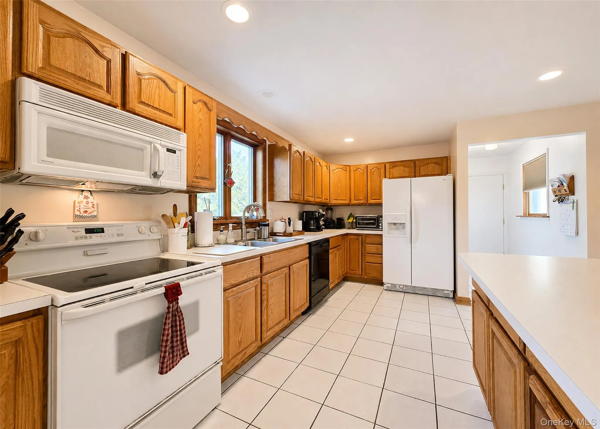 635 Farmveu Road, Southold, NY, 4 Bedrooms Bedrooms, 8 Rooms Rooms,2 BathroomsBathrooms,Residential,For Rent,Farmveu,0,1002779 635 Farmveu Road, Southold, NY, 4 Bedrooms Bedrooms, 8 Rooms Rooms,2 BathroomsBathrooms,Residential,For Rent,Farmveu,0,1002779