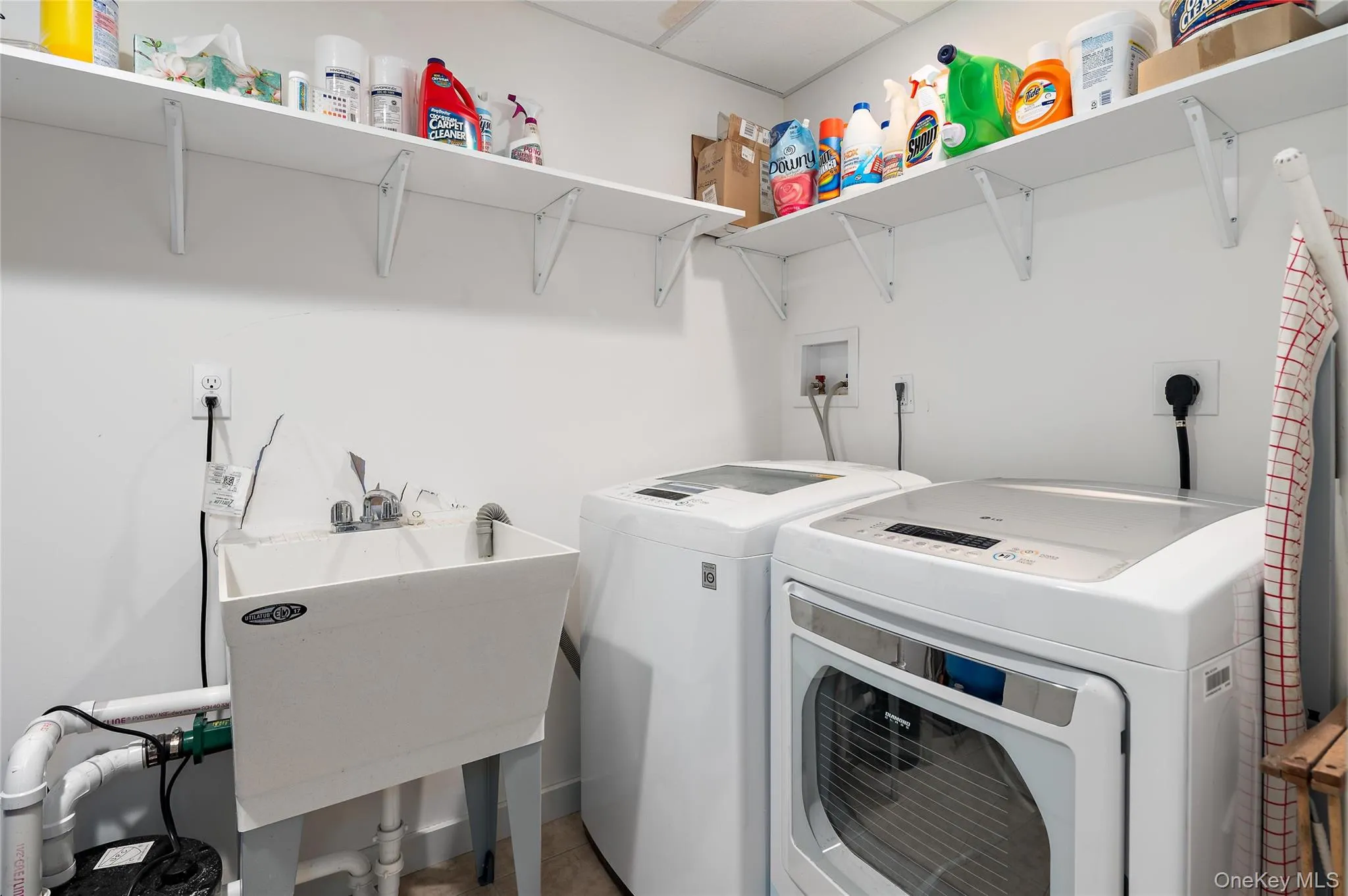 53 Cove Road, Lewisboro, NY, 2 Bedrooms Bedrooms, 4 Rooms Rooms,1 BathroomBathrooms,Residential Lease,For Rent,Cove,0,1002780 53 Cove Road, Lewisboro, NY, 2 Bedrooms Bedrooms, 4 Rooms Rooms,1 BathroomBathrooms,Residential Lease,For Rent,Cove,0,1002780