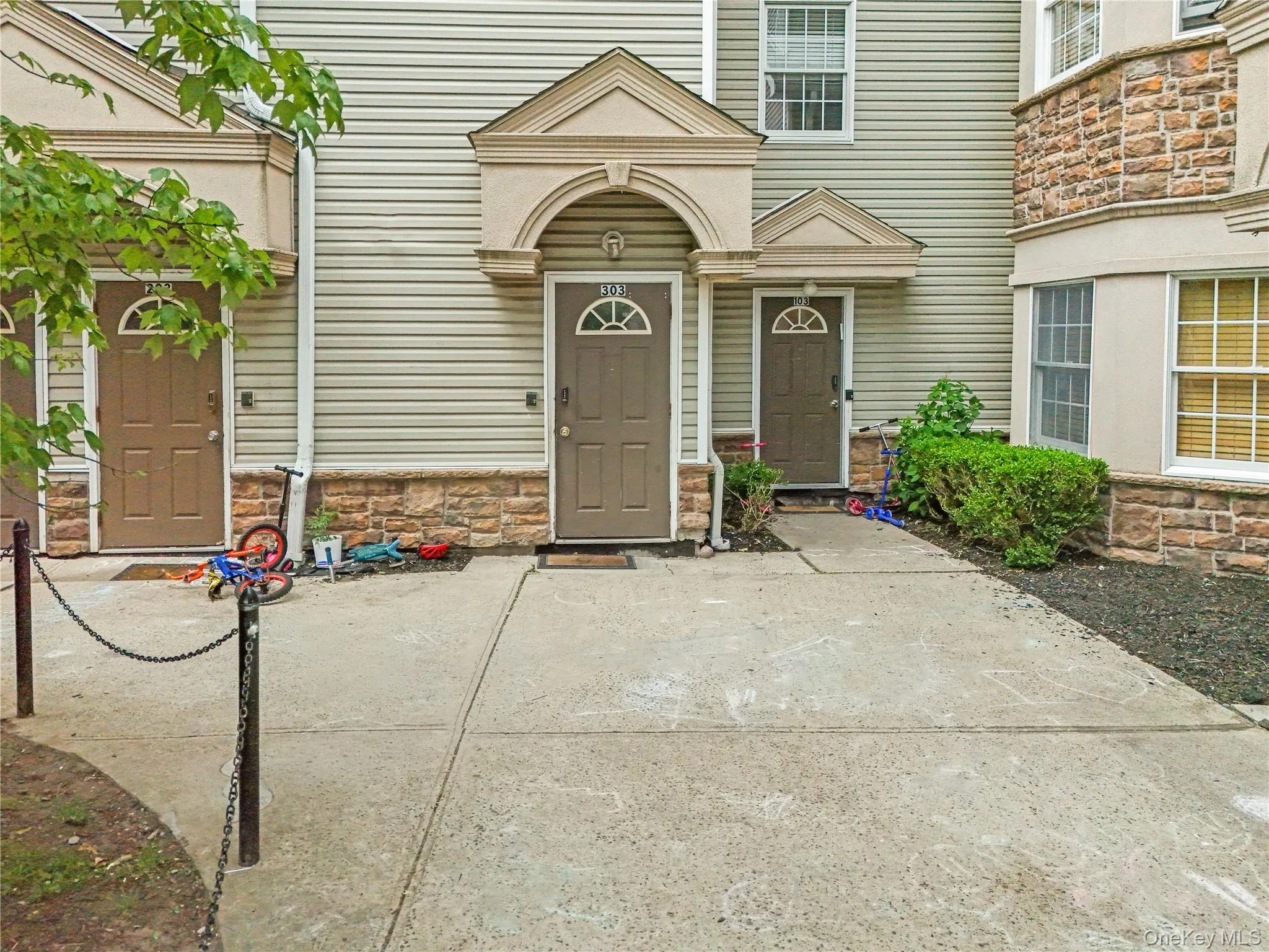 12 Horizon Court, Ramapo, NY, 3 Bedrooms Bedrooms, 6 Rooms Rooms,2 BathroomsBathrooms,Residential,For Rent,Horizon,0,1002786 12 Horizon Court, Ramapo, NY, 3 Bedrooms Bedrooms, 6 Rooms Rooms,2 BathroomsBathrooms,Residential,For Rent,Horizon,0,1002786