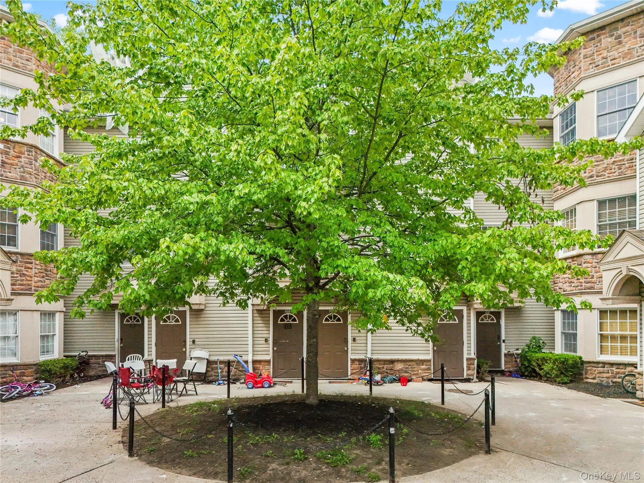 12 Horizon Court, Ramapo, NY, 3 Bedrooms Bedrooms, 6 Rooms Rooms,2 BathroomsBathrooms,Residential,For Rent,Horizon,0,1002786 12 Horizon Court, Ramapo, NY, 3 Bedrooms Bedrooms, 6 Rooms Rooms,2 BathroomsBathrooms,Residential,For Rent,Horizon,0,1002786