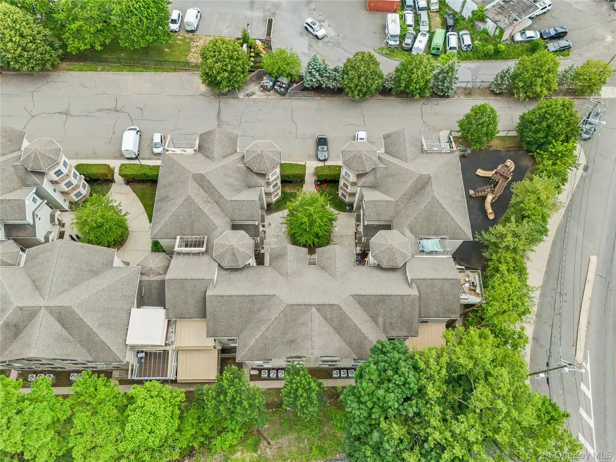 12 Horizon Court, Ramapo, NY, 3 Bedrooms Bedrooms, 6 Rooms Rooms,2 BathroomsBathrooms,Residential,For Rent,Horizon,0,1002786 12 Horizon Court, Ramapo, NY, 3 Bedrooms Bedrooms, 6 Rooms Rooms,2 BathroomsBathrooms,Residential,For Rent,Horizon,0,1002786