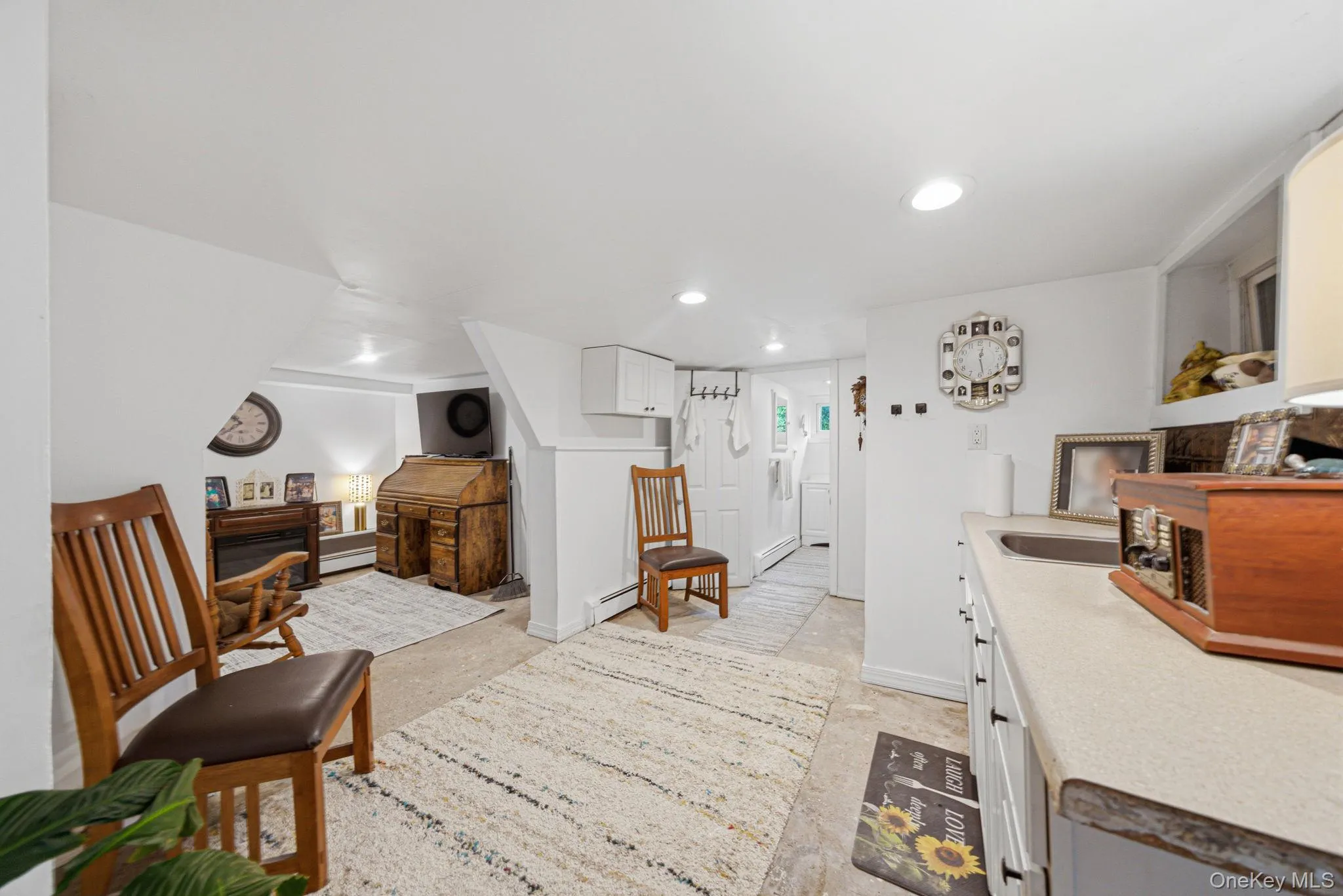 411 Glen Drive, Brookhaven, NY, 2 Bedrooms Bedrooms, 6 Rooms Rooms,2 BathroomsBathrooms,Residential,For Rent,Glen,0,1002787 411 Glen Drive, Brookhaven, NY, 2 Bedrooms Bedrooms, 6 Rooms Rooms,2 BathroomsBathrooms,Residential,For Rent,Glen,0,1002787