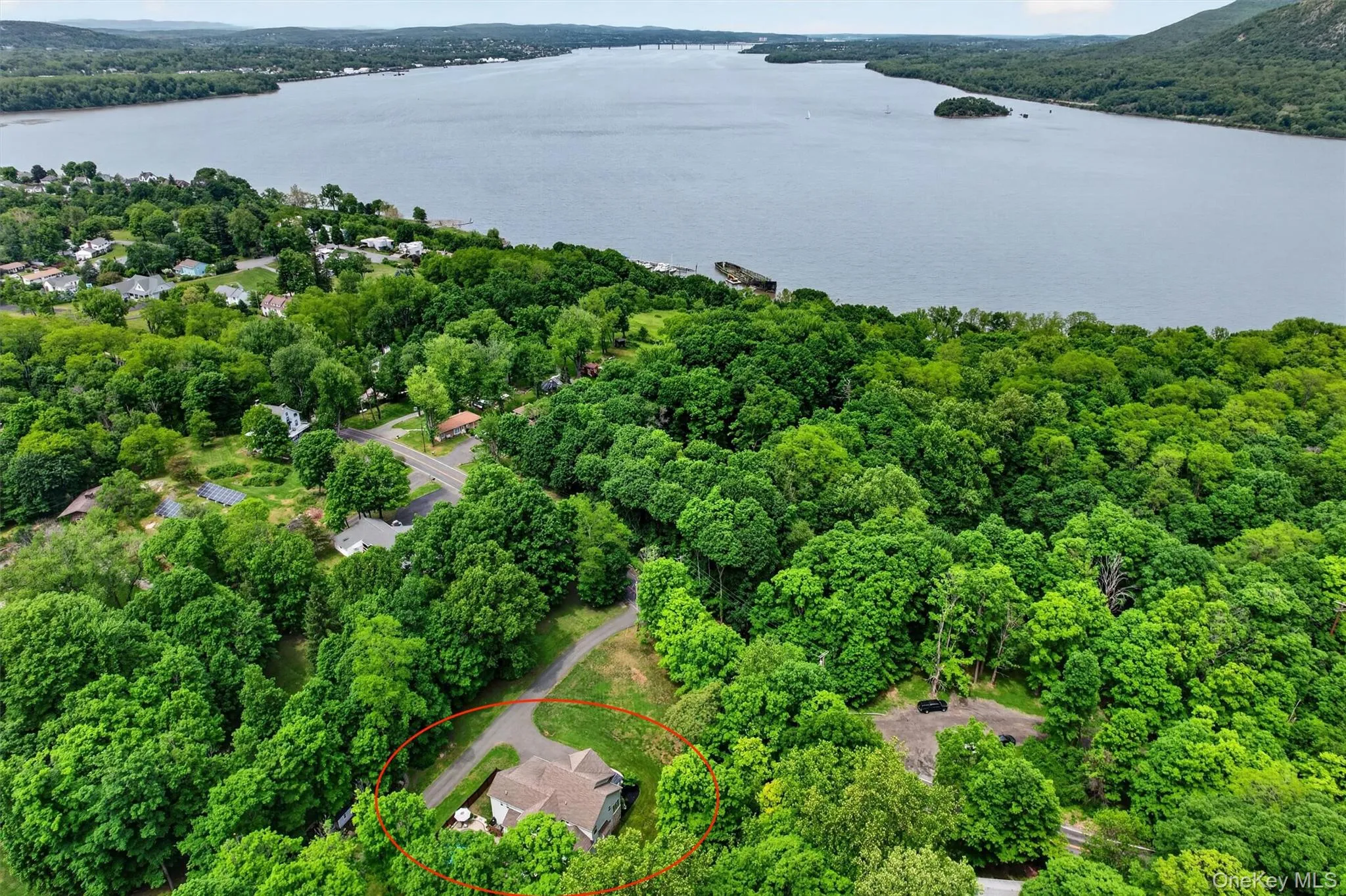 220 Bay View Avenue, Cornwall, NY, 4 Bedrooms Bedrooms, 9 Rooms Rooms,3 BathroomsBathrooms,Residential Sale,For Rent,Bay View,0,1002788 220 Bay View Avenue, Cornwall, NY, 4 Bedrooms Bedrooms, 9 Rooms Rooms,3 BathroomsBathrooms,Residential Sale,For Rent,Bay View,0,1002788