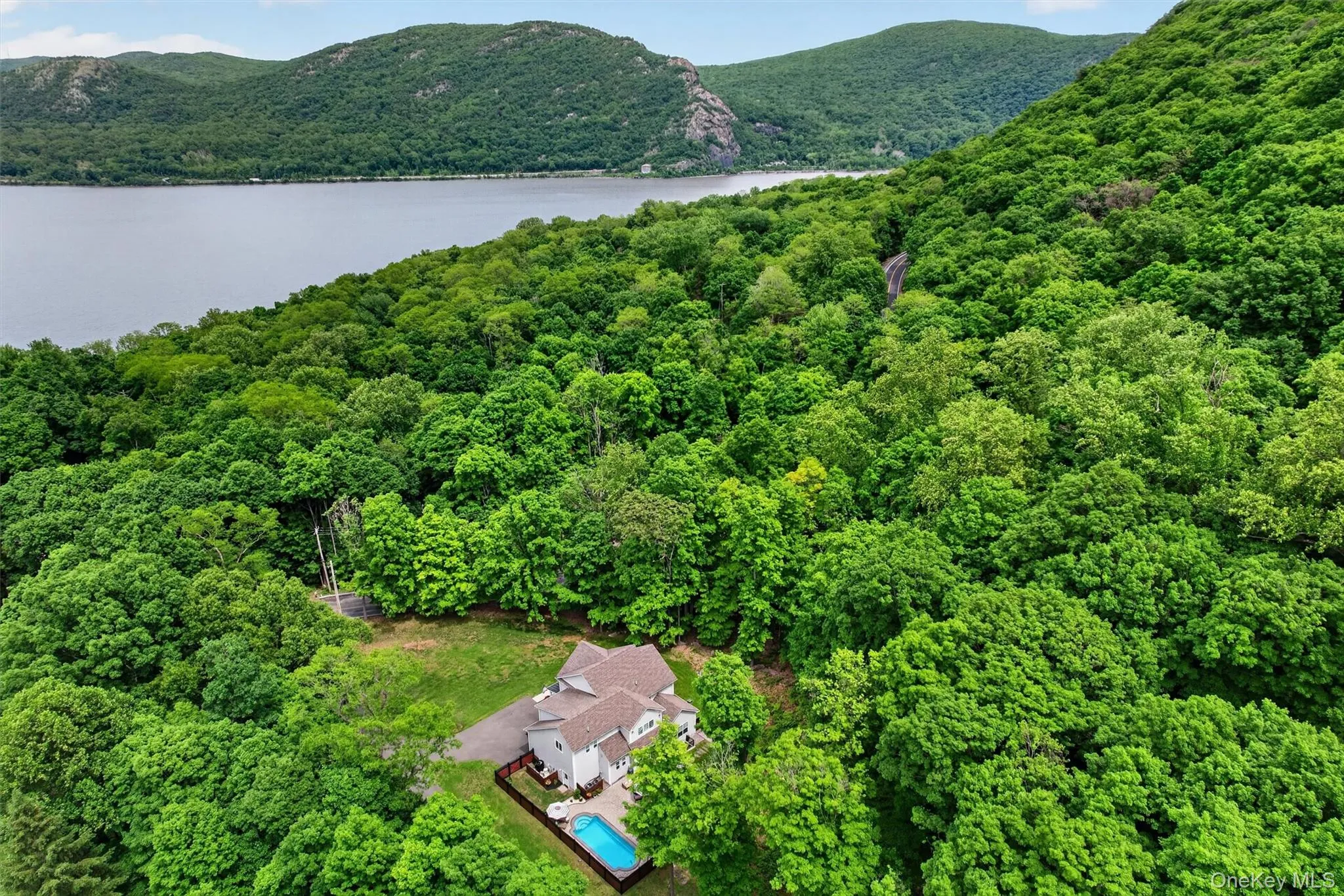 220 Bay View Avenue, Cornwall, NY, 4 Bedrooms Bedrooms, 9 Rooms Rooms,3 BathroomsBathrooms,Residential Sale,For Rent,Bay View,0,1002788 220 Bay View Avenue, Cornwall, NY, 4 Bedrooms Bedrooms, 9 Rooms Rooms,3 BathroomsBathrooms,Residential Sale,For Rent,Bay View,0,1002788