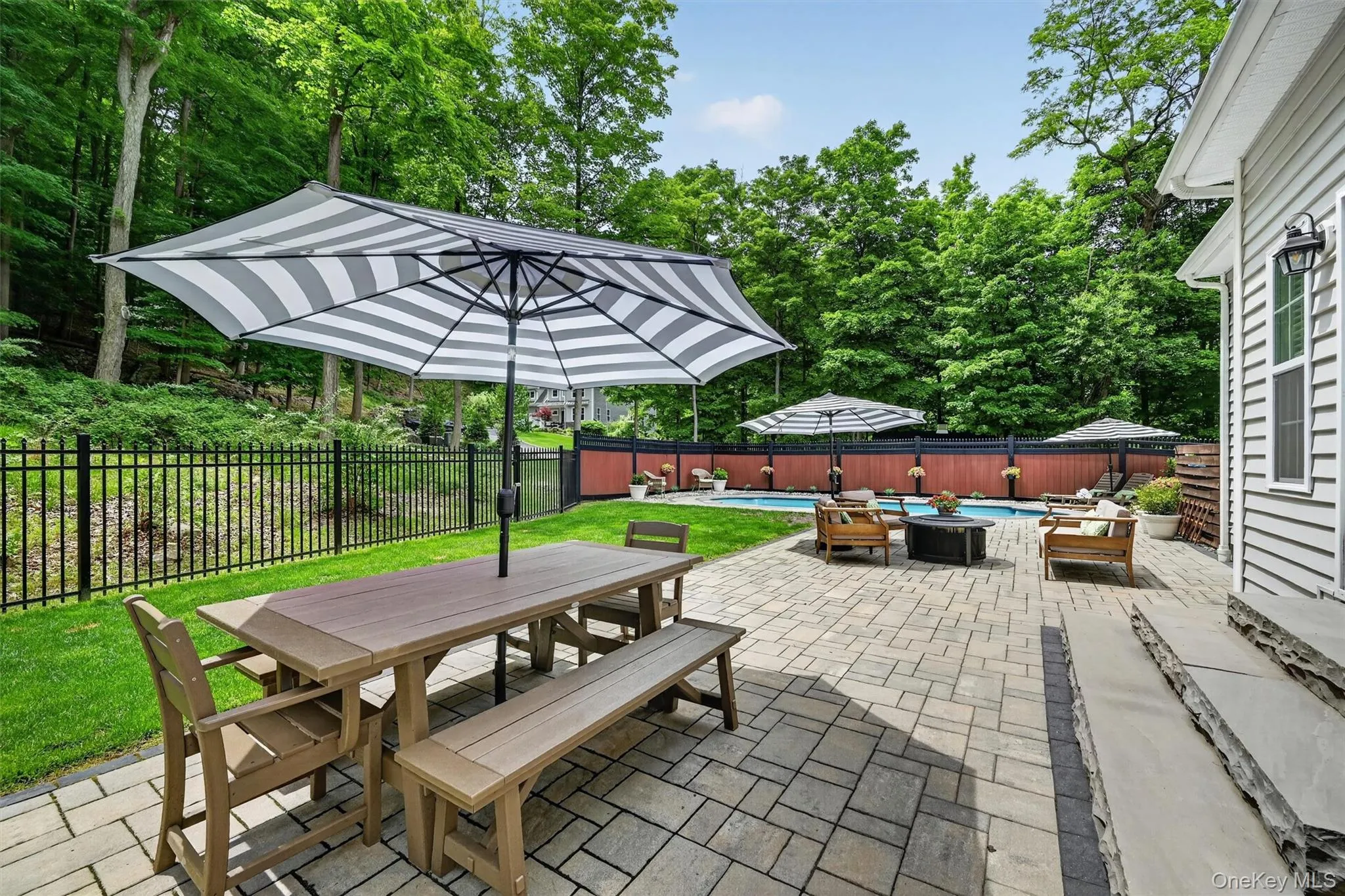 220 Bay View Avenue, Cornwall, NY, 4 Bedrooms Bedrooms, 9 Rooms Rooms,3 BathroomsBathrooms,Residential Sale,For Rent,Bay View,0,1002788 220 Bay View Avenue, Cornwall, NY, 4 Bedrooms Bedrooms, 9 Rooms Rooms,3 BathroomsBathrooms,Residential Sale,For Rent,Bay View,0,1002788