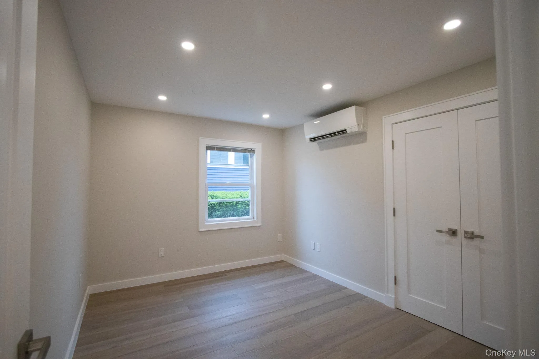 48 Ripple Lane, Hempstead, NY, 5 Bedrooms Bedrooms, 9 Rooms Rooms,3 BathroomsBathrooms,Residential,For Rent,Ripple,0,KEY1002792 48 Ripple Lane, Hempstead, NY, 5 Bedrooms Bedrooms, 9 Rooms Rooms,3 BathroomsBathrooms,Residential,For Rent,Ripple,0,KEY1002792
