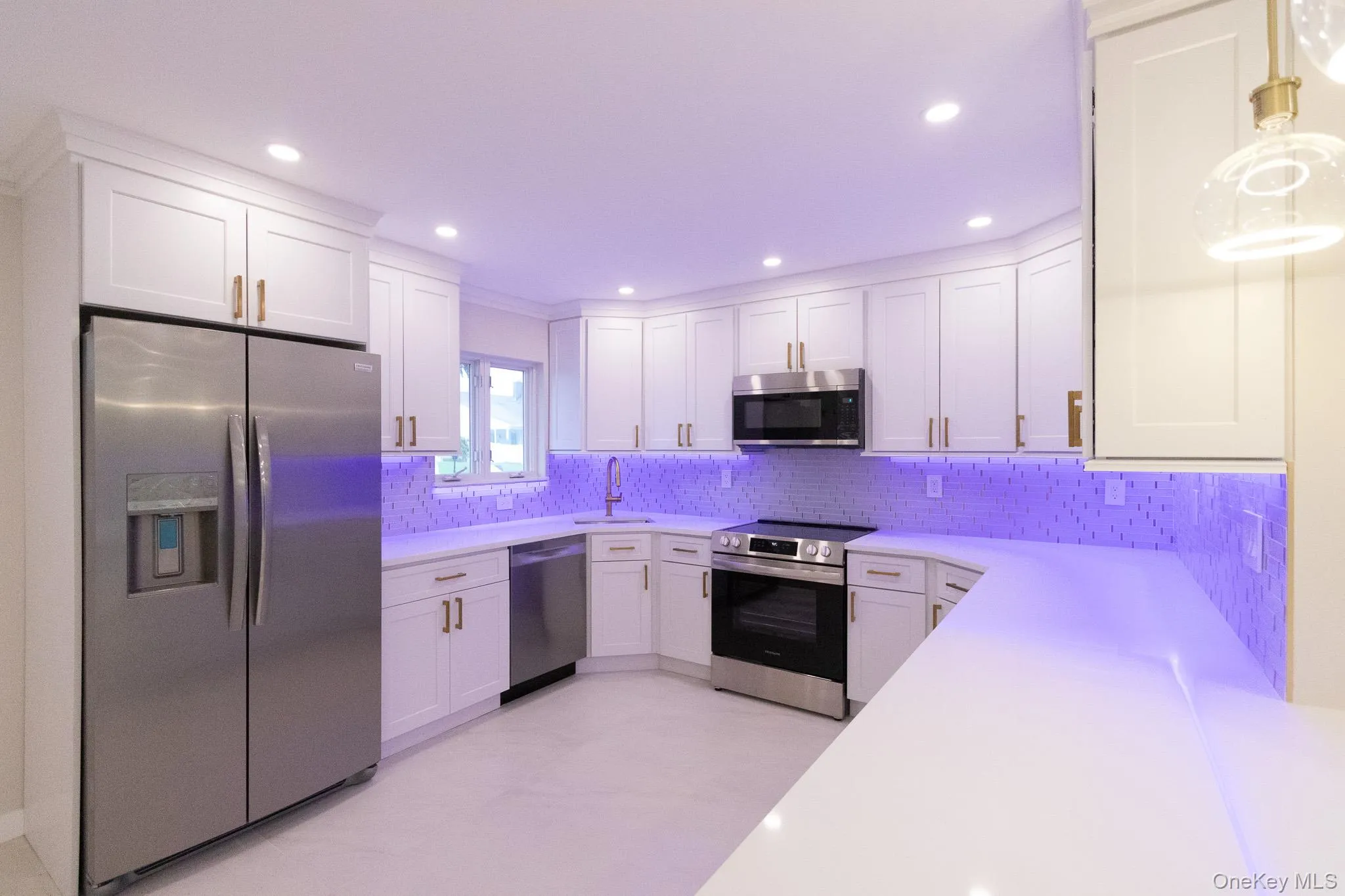48 Ripple Lane, Hempstead, NY, 5 Bedrooms Bedrooms, 9 Rooms Rooms,3 BathroomsBathrooms,Residential,For Rent,Ripple,0,KEY1002792 48 Ripple Lane, Hempstead, NY, 5 Bedrooms Bedrooms, 9 Rooms Rooms,3 BathroomsBathrooms,Residential,For Rent,Ripple,0,KEY1002792