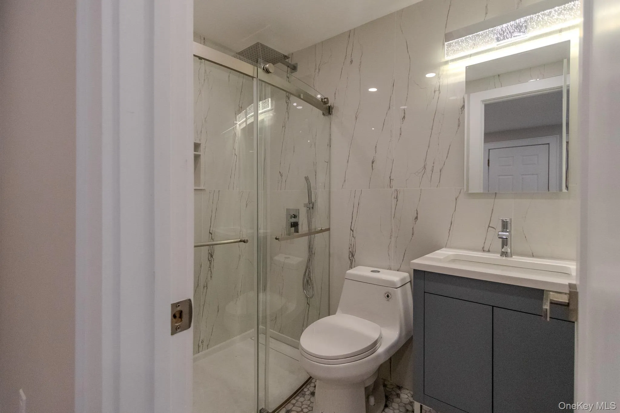 48 Ripple Lane, Hempstead, NY, 5 Bedrooms Bedrooms, 9 Rooms Rooms,3 BathroomsBathrooms,Residential,For Rent,Ripple,0,KEY1002792 48 Ripple Lane, Hempstead, NY, 5 Bedrooms Bedrooms, 9 Rooms Rooms,3 BathroomsBathrooms,Residential,For Rent,Ripple,0,KEY1002792