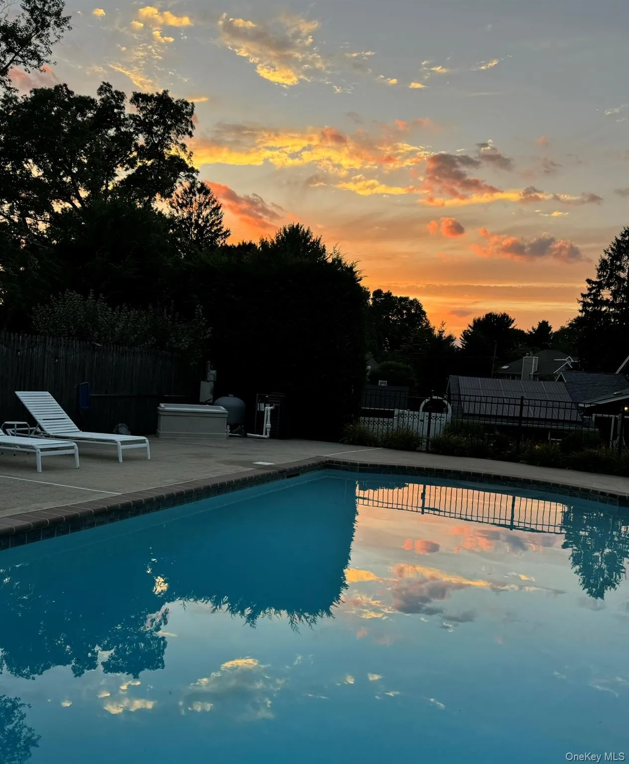 7 Longacre Drive, Huntington, NY, 3 Bedrooms Bedrooms, 8 Rooms Rooms,2 BathroomsBathrooms,Residential Sale,For Rent,Longacre,0,1002793 7 Longacre Drive, Huntington, NY, 3 Bedrooms Bedrooms, 8 Rooms Rooms,2 BathroomsBathrooms,Residential Sale,For Rent,Longacre,0,1002793