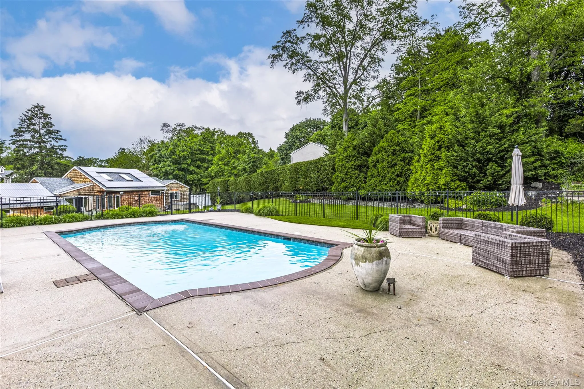 SALT WATER HEATED GUNITE POOL SALT WATER HEATED GUNITE POOL