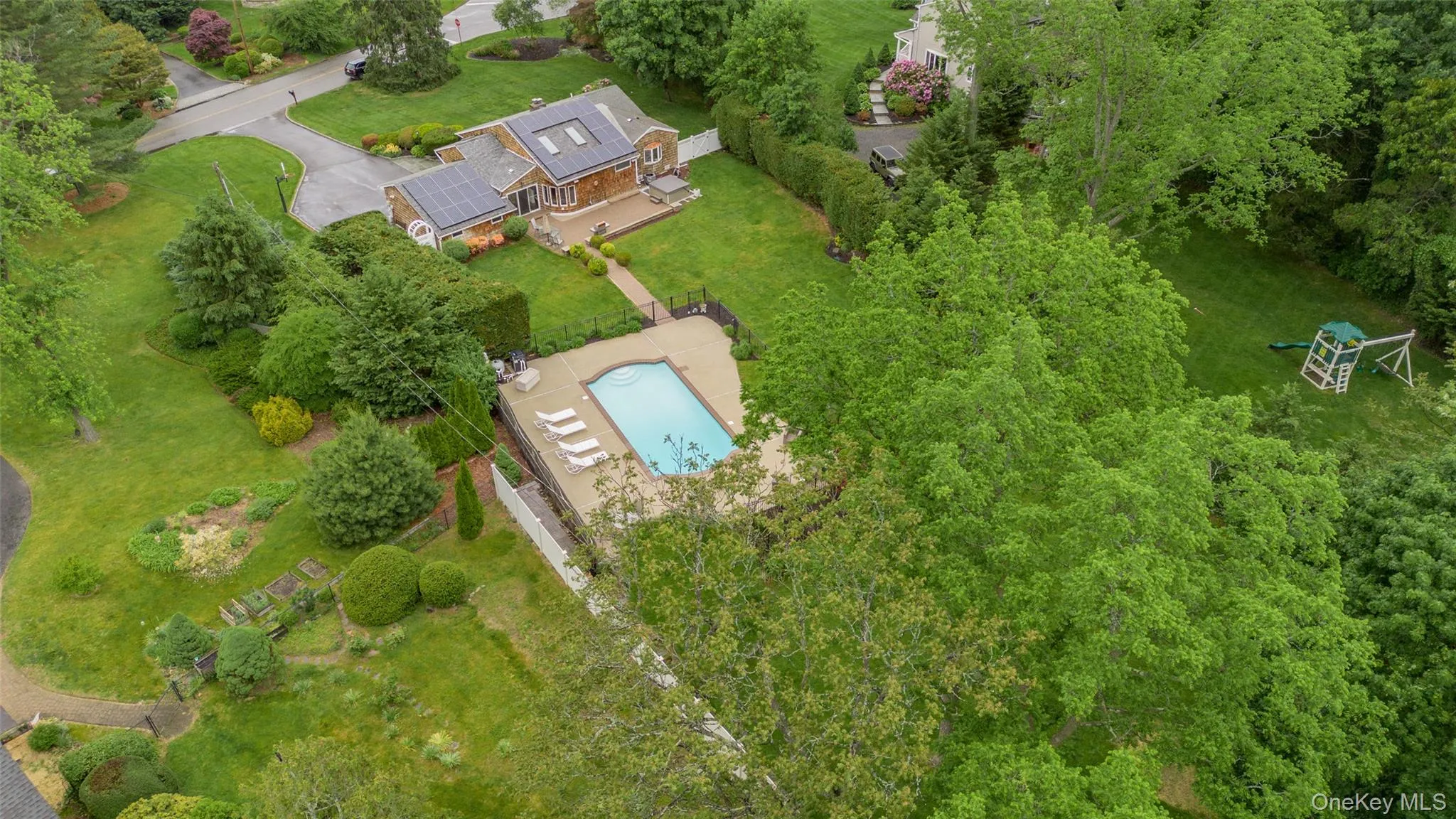 7 Longacre Drive, Huntington, NY, 3 Bedrooms Bedrooms, 8 Rooms Rooms,2 BathroomsBathrooms,Residential Sale,For Rent,Longacre,0,1002793 7 Longacre Drive, Huntington, NY, 3 Bedrooms Bedrooms, 8 Rooms Rooms,2 BathroomsBathrooms,Residential Sale,For Rent,Longacre,0,1002793