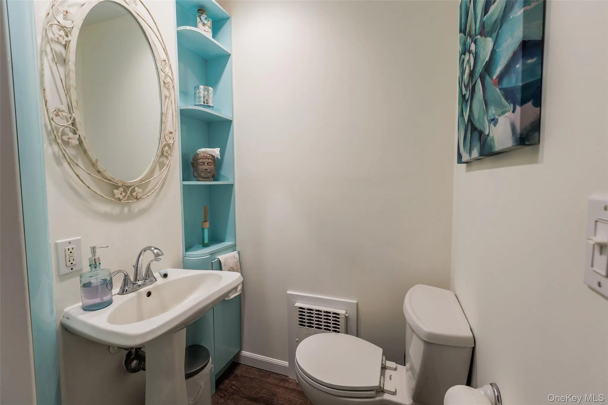 7 Longacre Drive, Huntington, NY, 3 Bedrooms Bedrooms, 8 Rooms Rooms,2 BathroomsBathrooms,Residential Sale,For Rent,Longacre,0,1002793 7 Longacre Drive, Huntington, NY, 3 Bedrooms Bedrooms, 8 Rooms Rooms,2 BathroomsBathrooms,Residential Sale,For Rent,Longacre,0,1002793