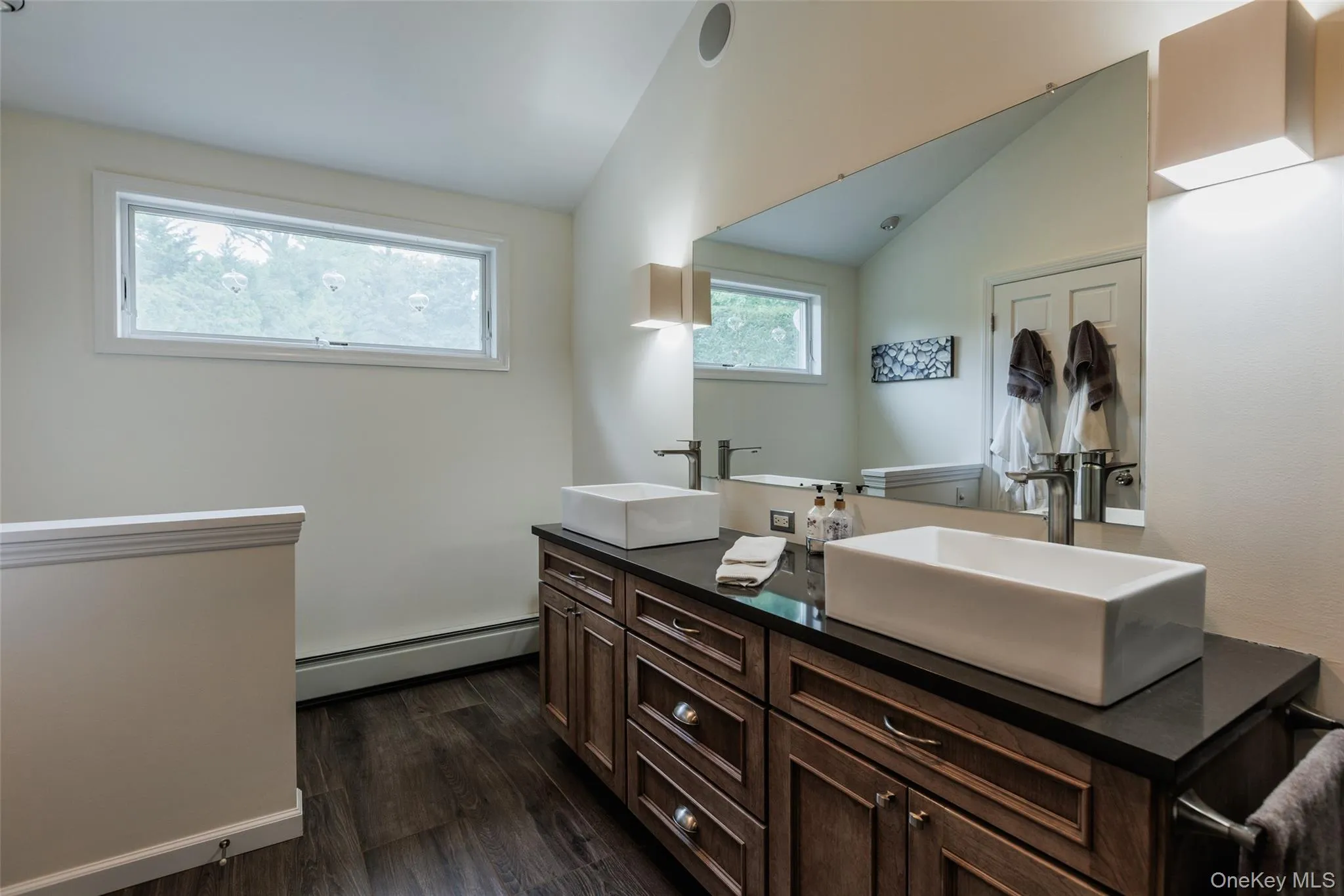 7 Longacre Drive, Huntington, NY, 3 Bedrooms Bedrooms, 8 Rooms Rooms,2 BathroomsBathrooms,Residential Sale,For Rent,Longacre,0,1002793 7 Longacre Drive, Huntington, NY, 3 Bedrooms Bedrooms, 8 Rooms Rooms,2 BathroomsBathrooms,Residential Sale,For Rent,Longacre,0,1002793